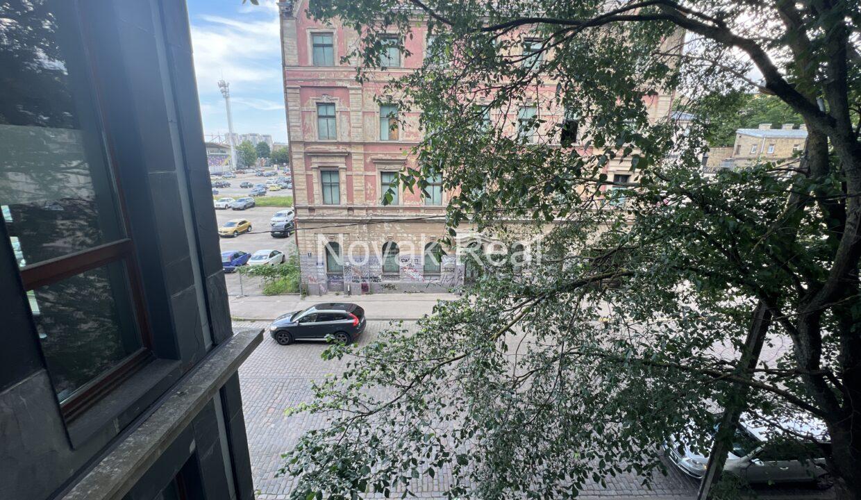 DJI_20220704_180154_433