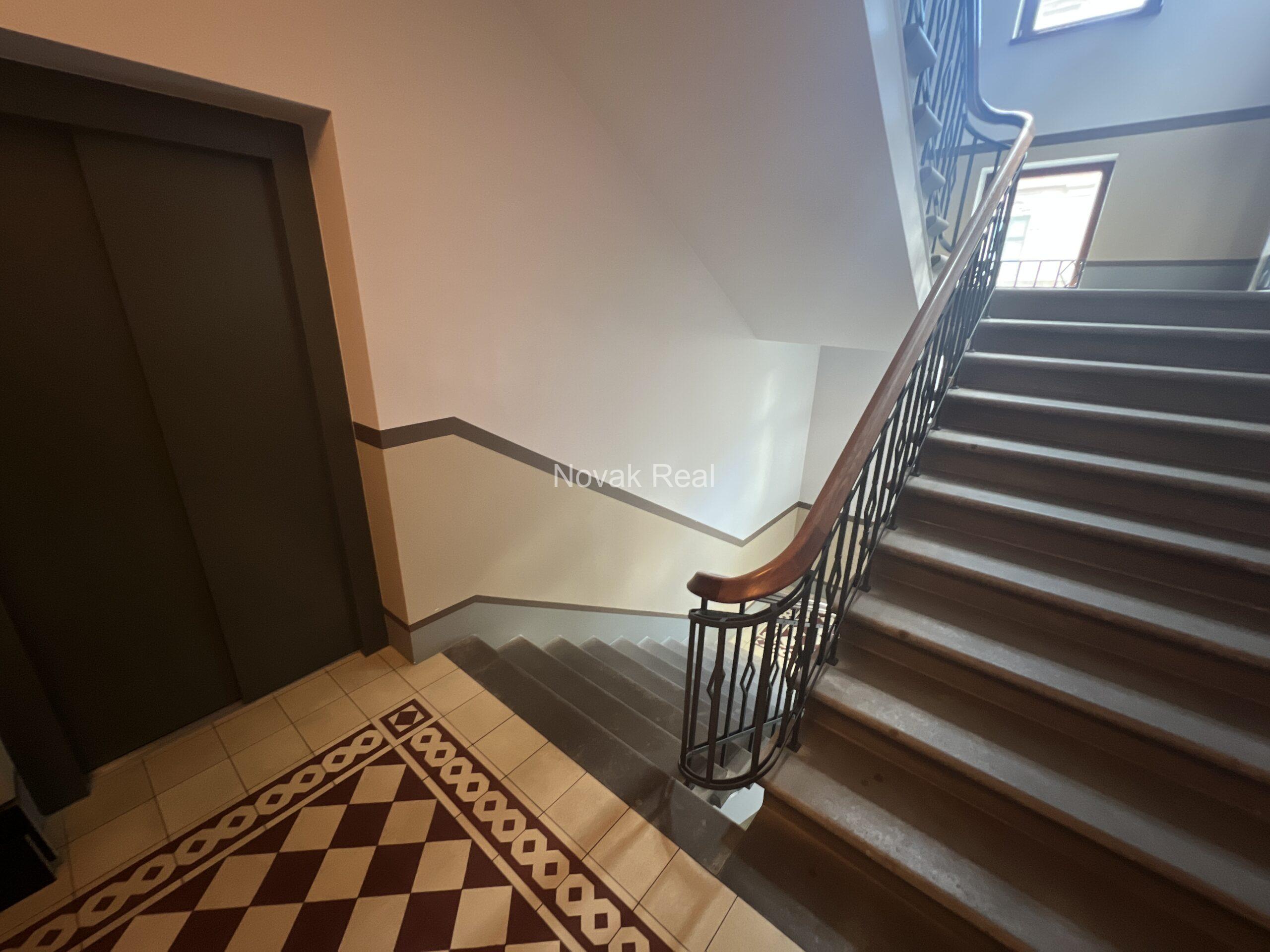 An exclusive apartment for sale in the Quiet City Centre