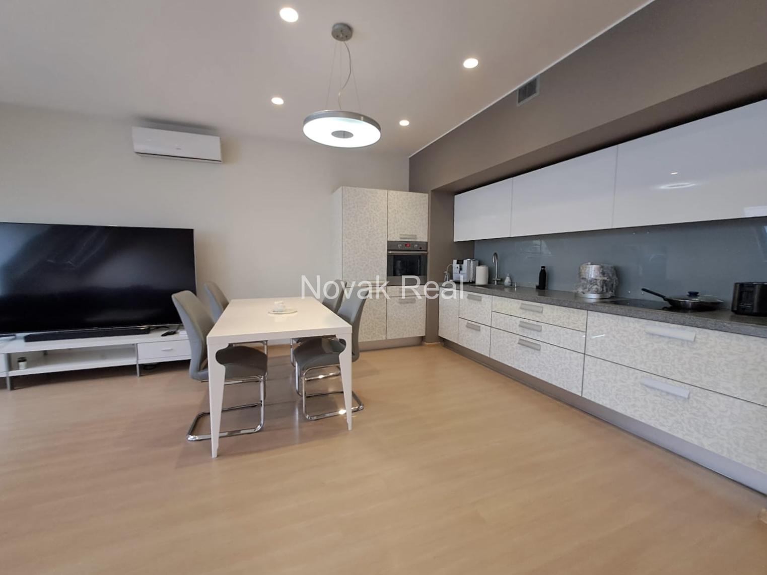 A 3-room apartment for rent in the Quiet city centre, in a new project