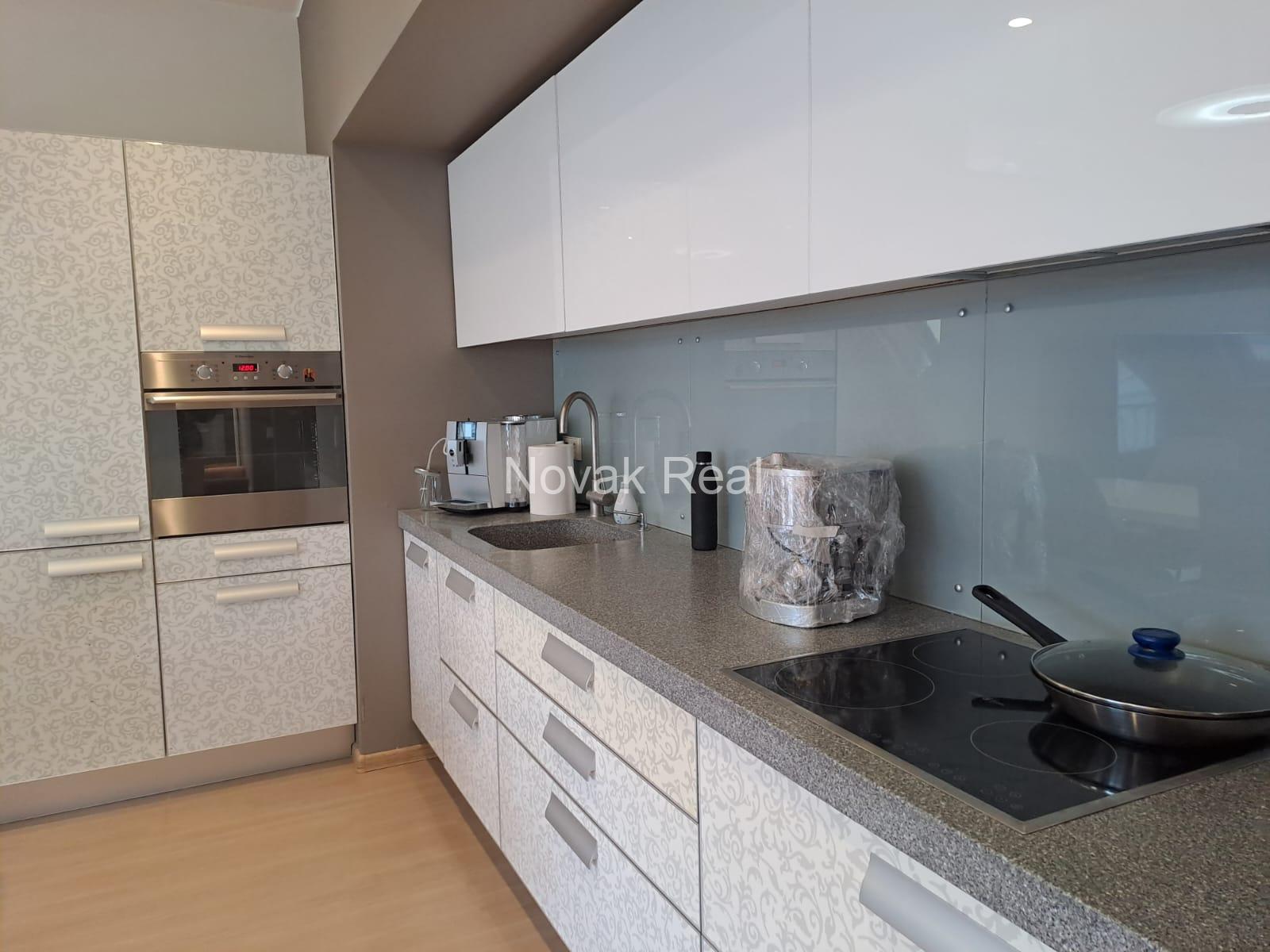 A 3-room apartment for rent in the Quiet city centre, in a new project