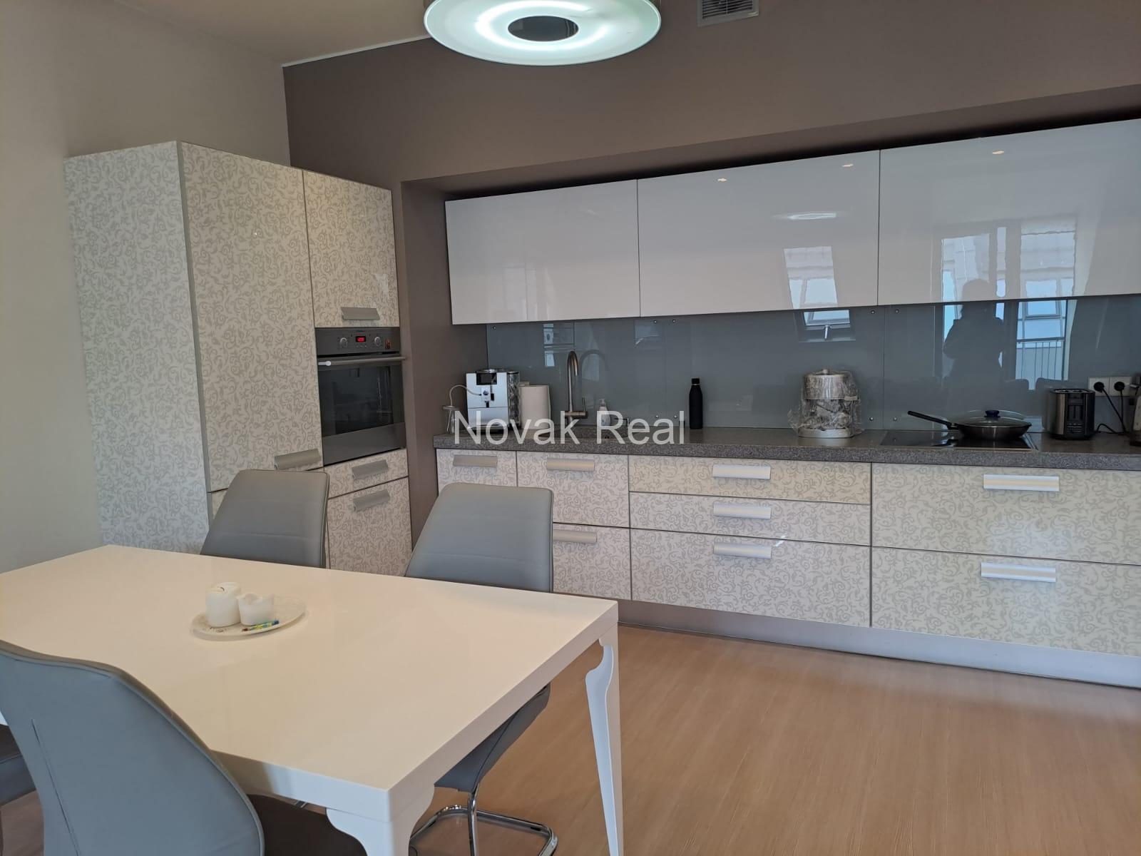 A 3-room apartment for rent in the Quiet city centre, in a new project