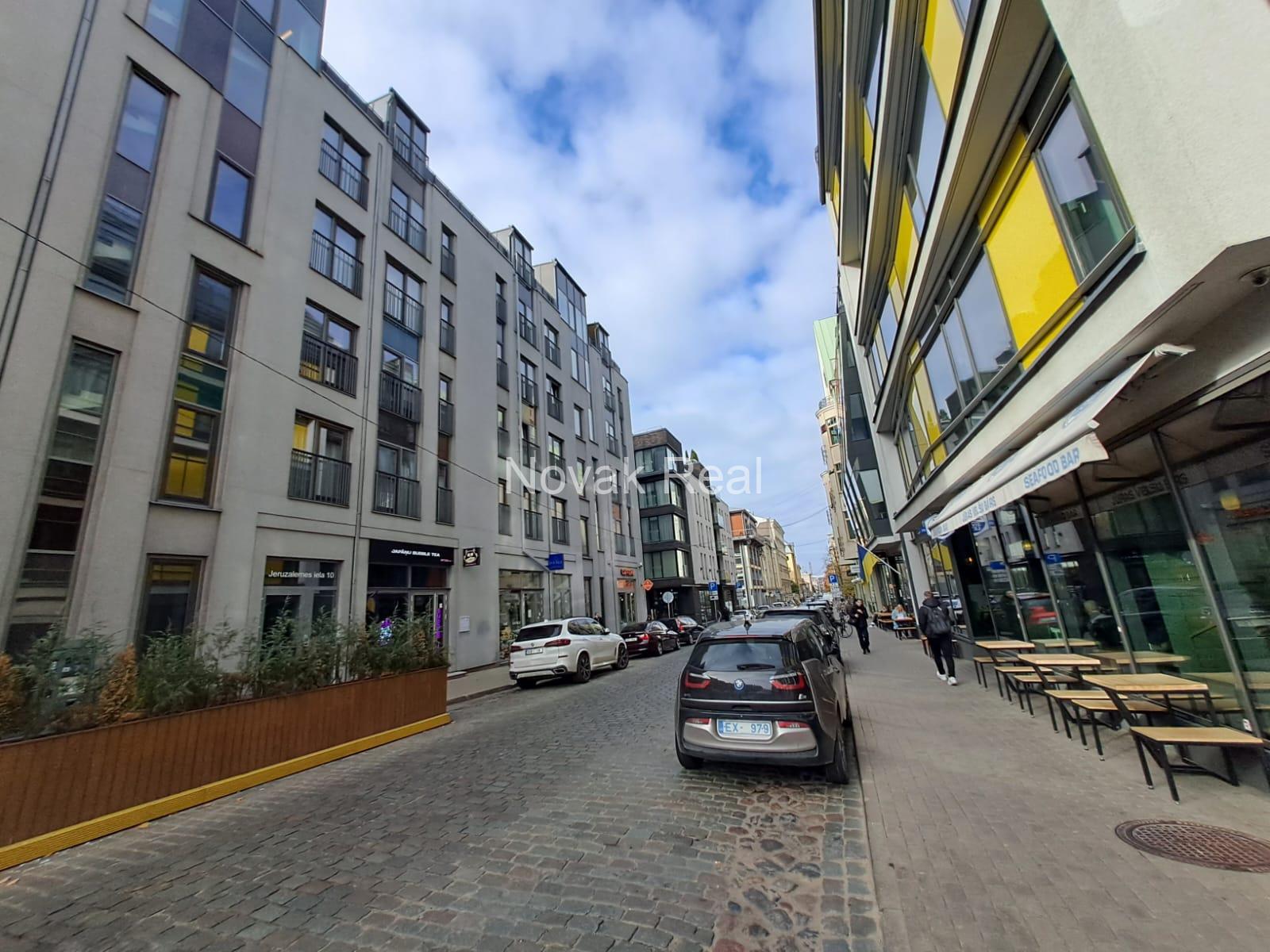 A 3-room apartment for rent in the Quiet city centre, in a new project