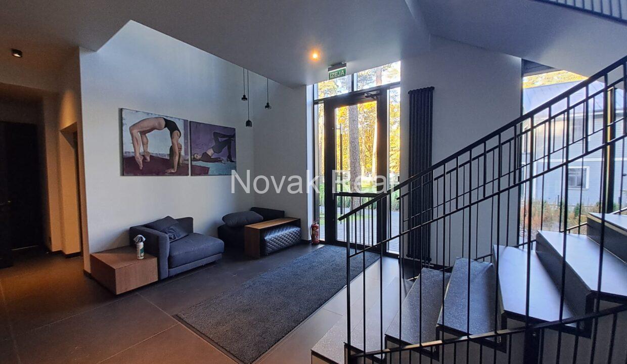 WhatsApp Image 2022-11-14 at 10.56.36 PM (2)