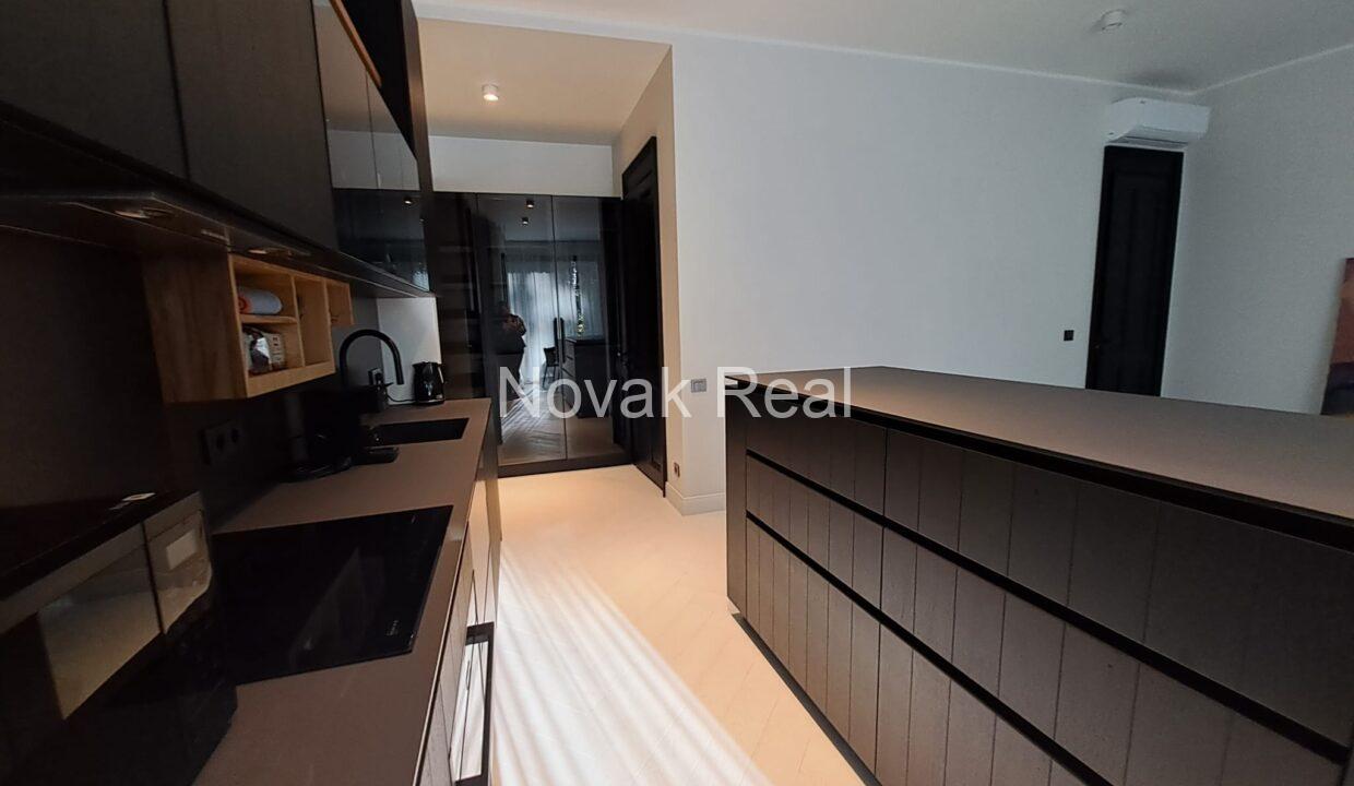 WhatsApp Image 2022-11-14 at 10.56.37 PM (1)