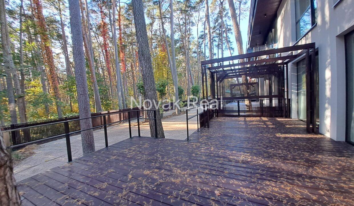 WhatsApp Image 2022-11-14 at 10.56.39 PM (2)