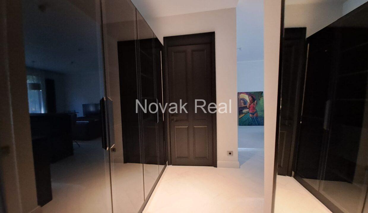 WhatsApp Image 2022-11-14 at 10.56.40 PM (3)