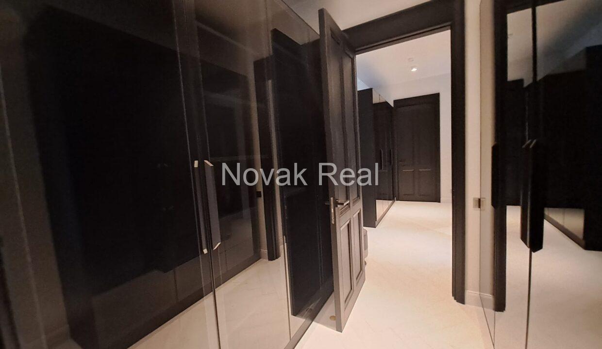 WhatsApp Image 2022-11-14 at 10.56.40 PM (4)