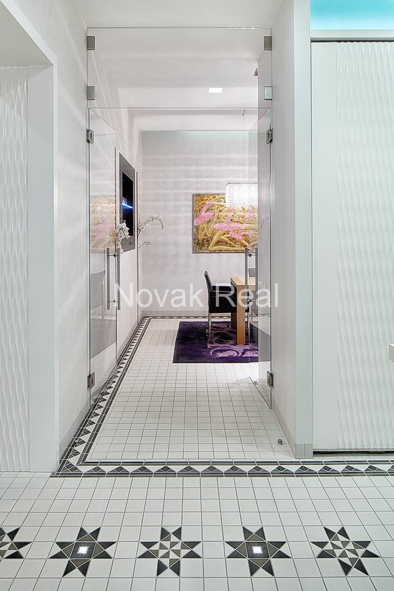 A unique property for sale – an apartment in the Embassy area (Quiet city centre)