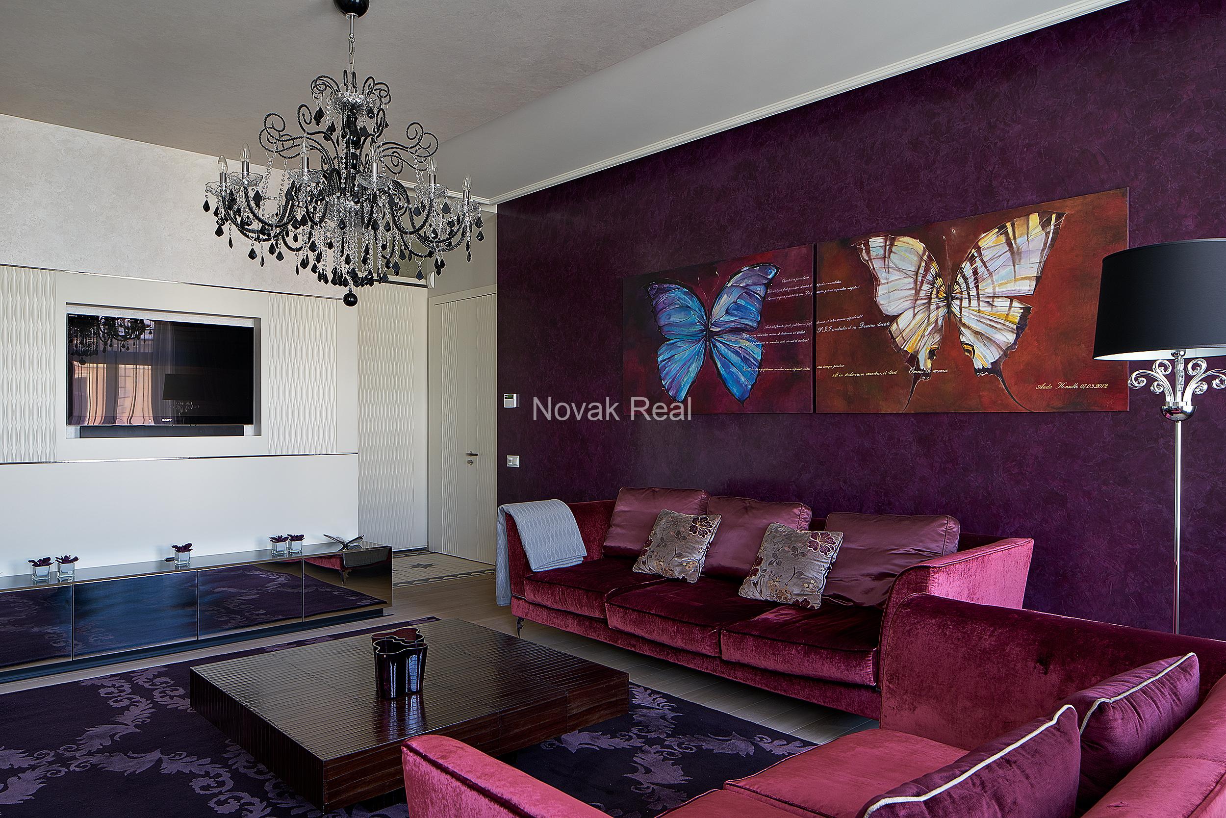 A unique property for sale – an apartment in the Embassy area (Quiet city centre)
