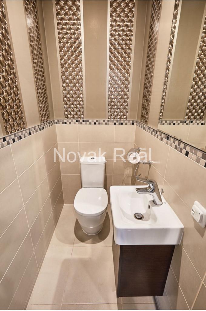 A modern luxury penthouse in a convenient location and wonderful views, in the new project “Park Alley”
