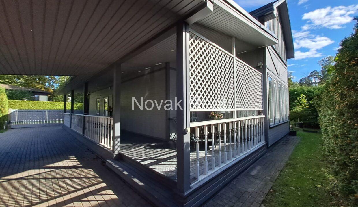 d035d755-60f7-4c8f-a3ce-c9b3d3787656