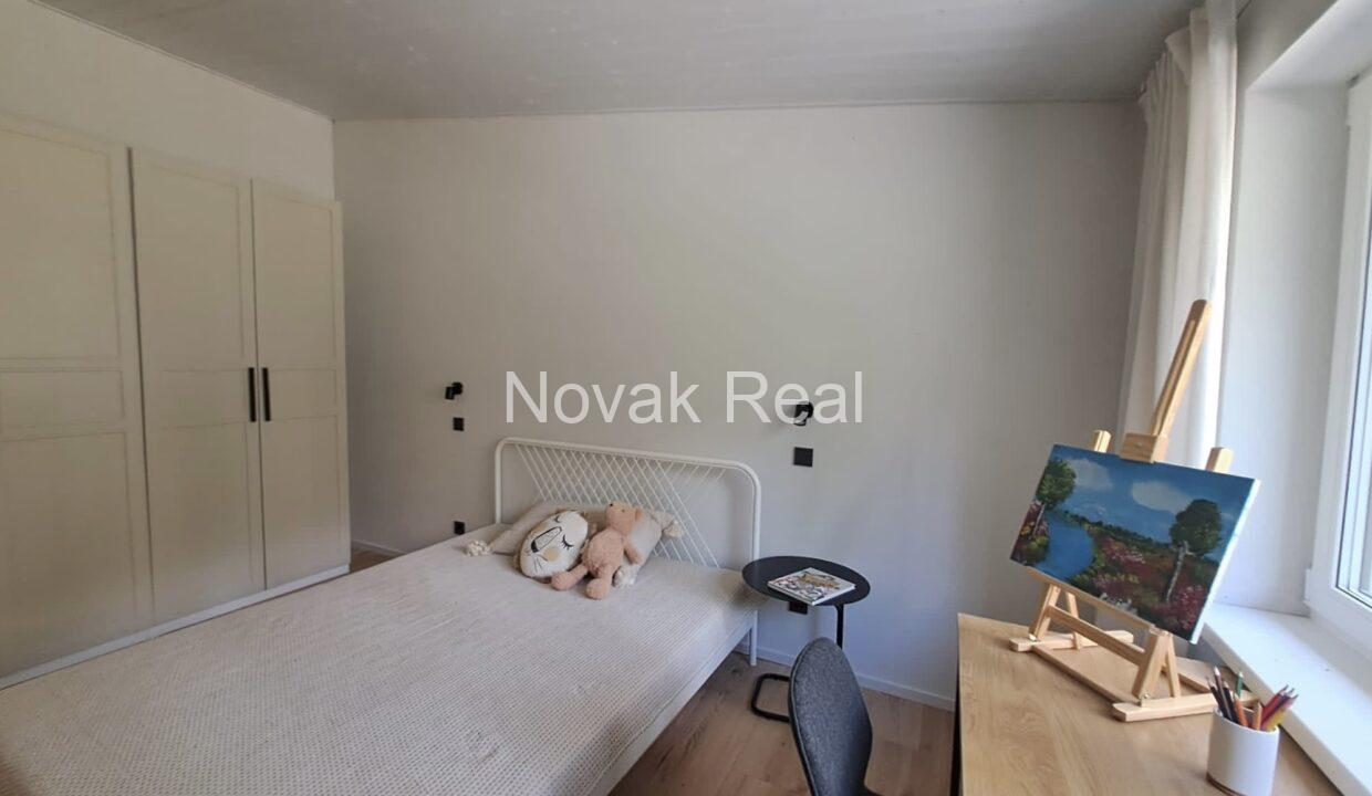 16f47027-74a0-48d2-b30d-af1c6d442992