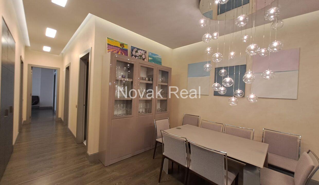 1c3a5e50-bb7d-41ab-8e05-f4a5a249c6a6