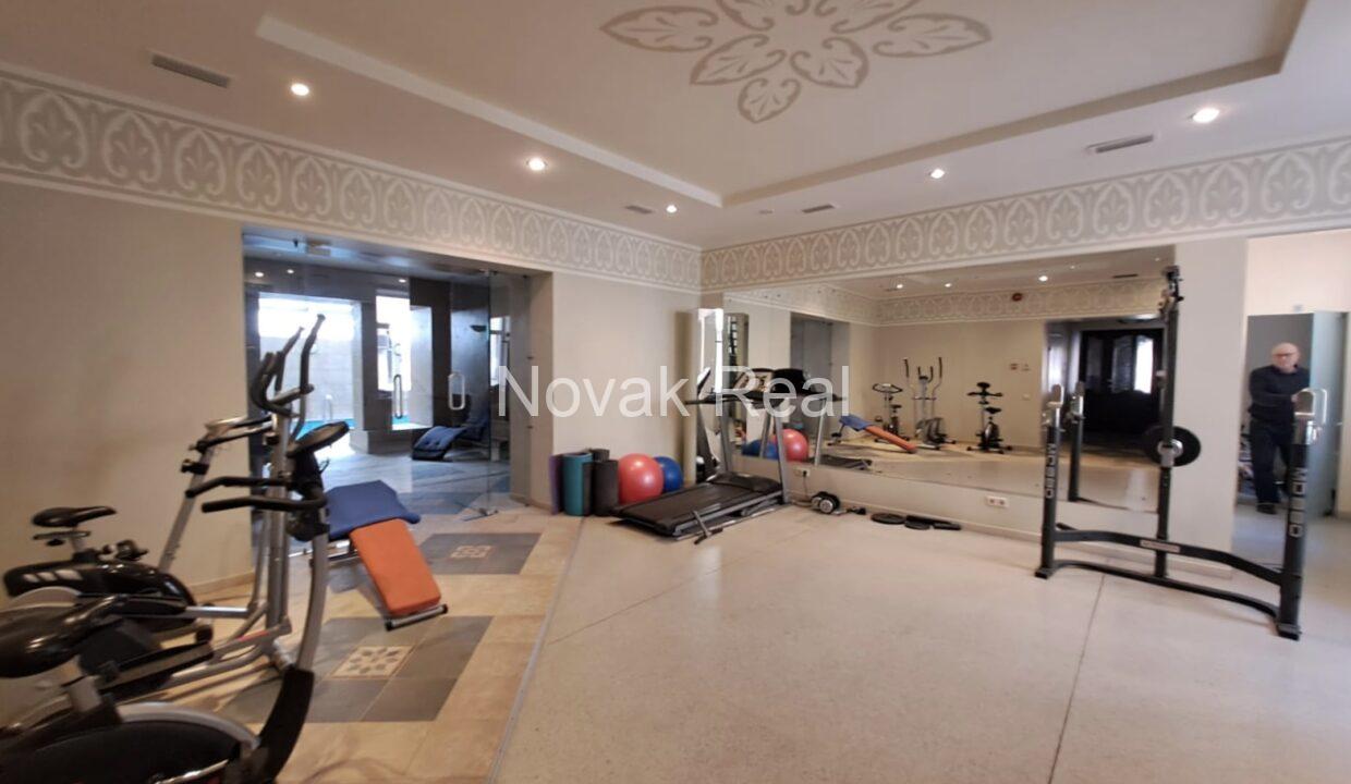 1ccaaae7-d834-4abf-a71a-6d3b126f850e