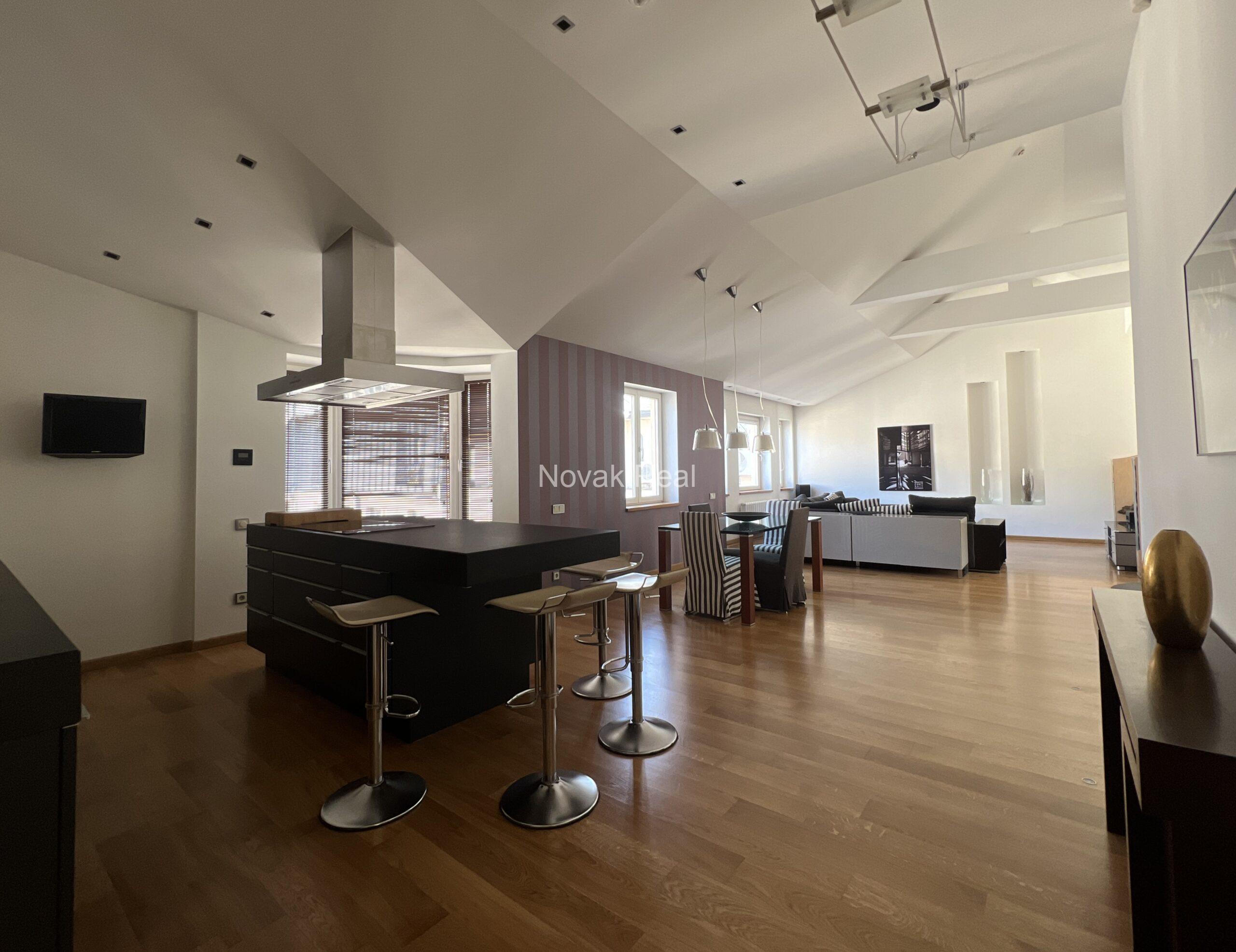 A designer apartment in a clubhouse is for rent in the quiet city centre