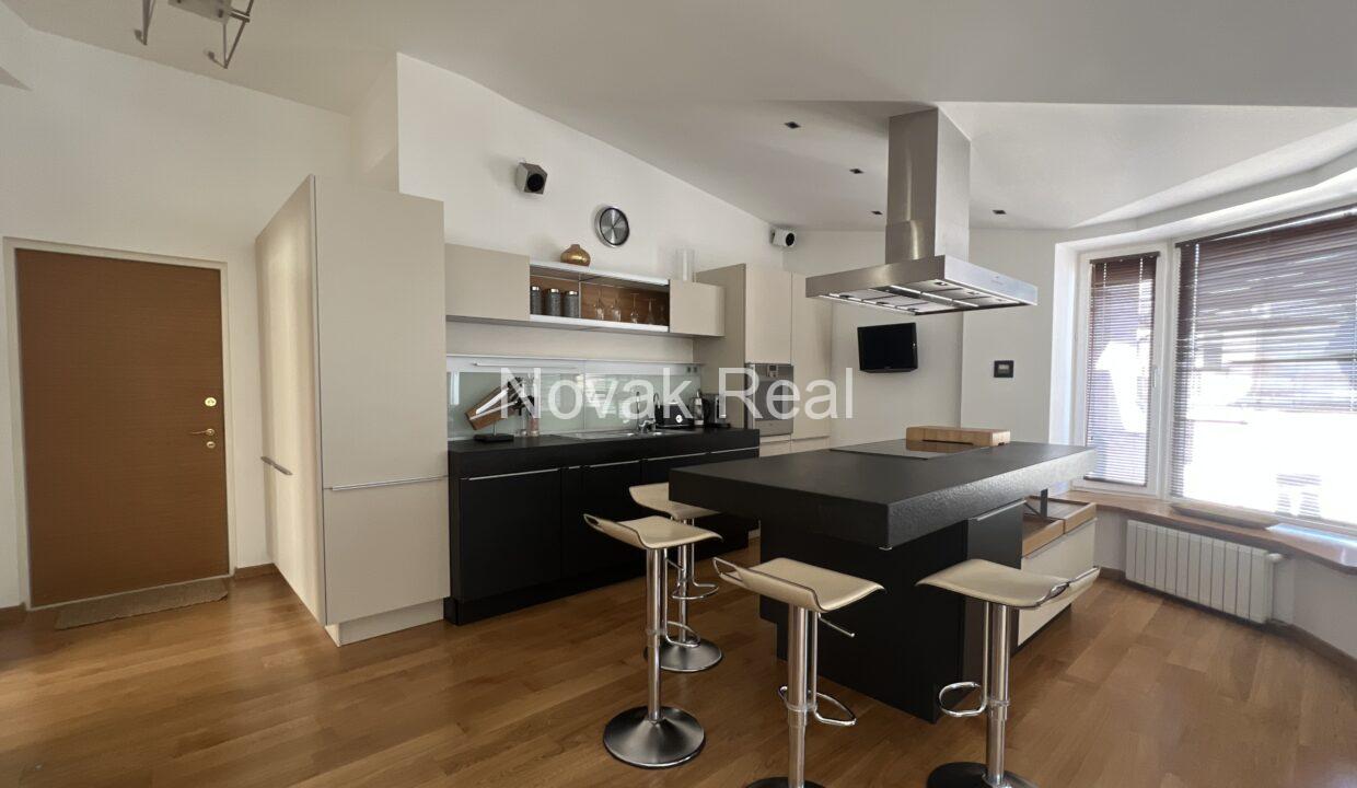 DJI_20230512_171344_379