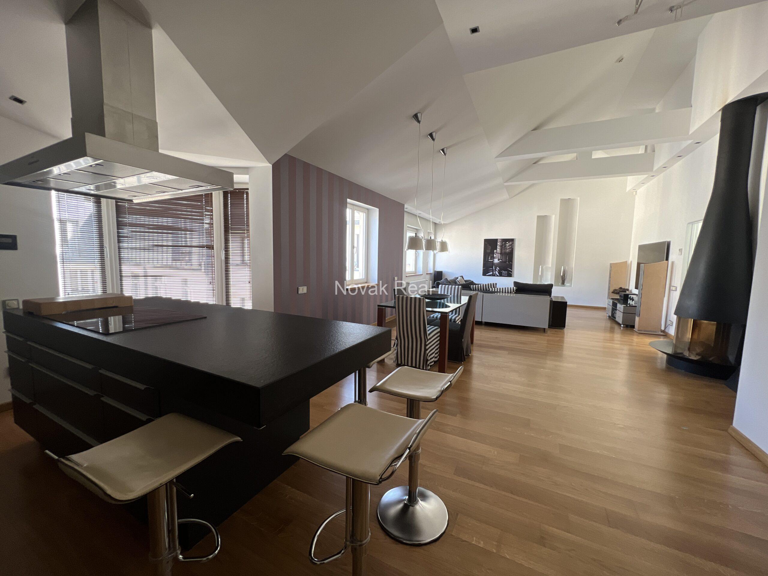 A designer apartment in a clubhouse is for rent in the quiet city centre