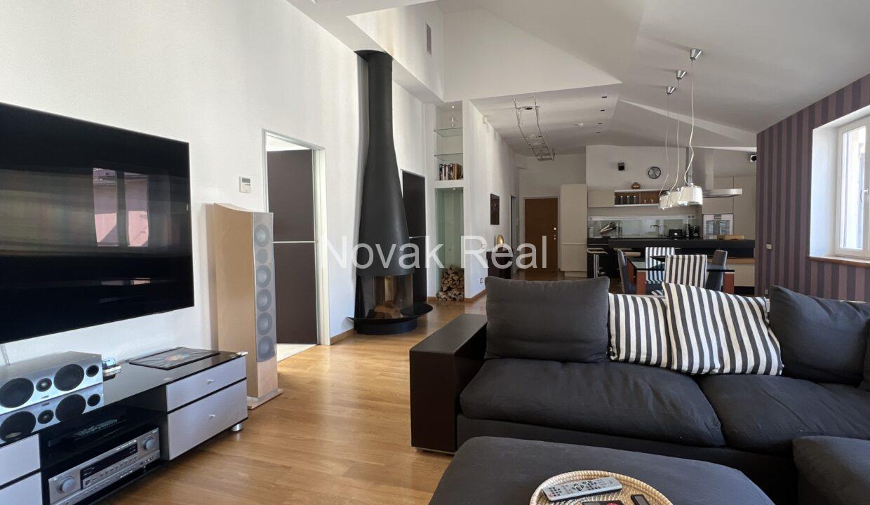 DJI_20230512_171936_233