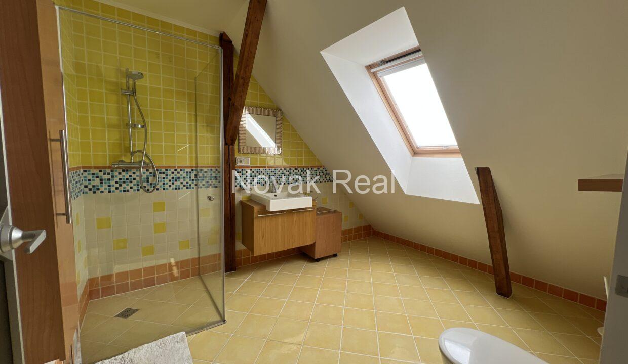 DJI_20230512_172107_536