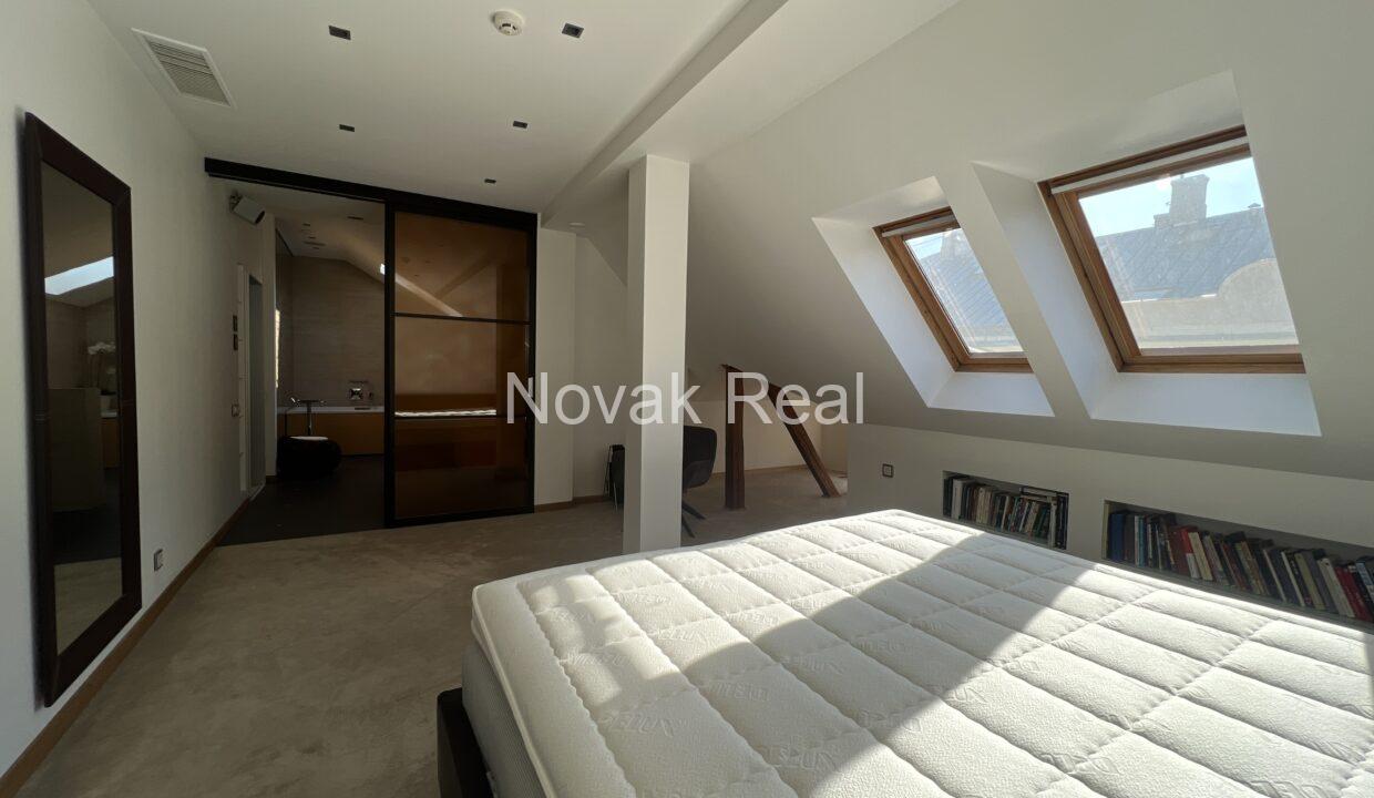 DJI_20230512_172556_873