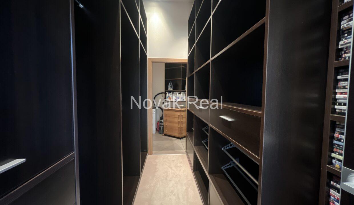 DJI_20230512_172744_676