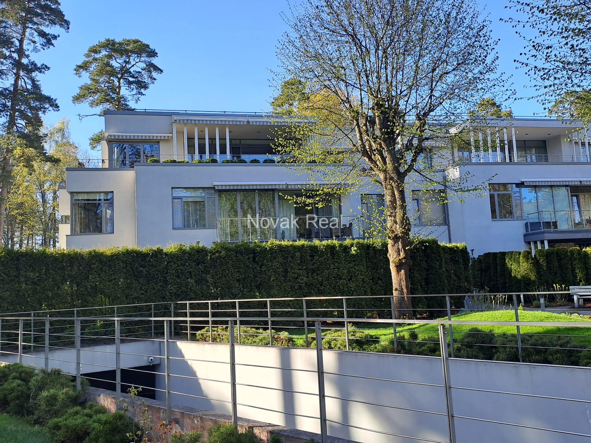 An apartment for rent with its own territory and a large terrace