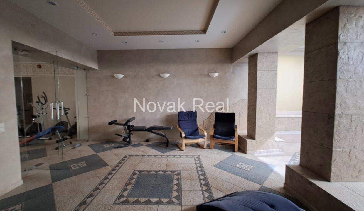 c627f773-a5dd-45c4-b1f1-25a1b3b4062e