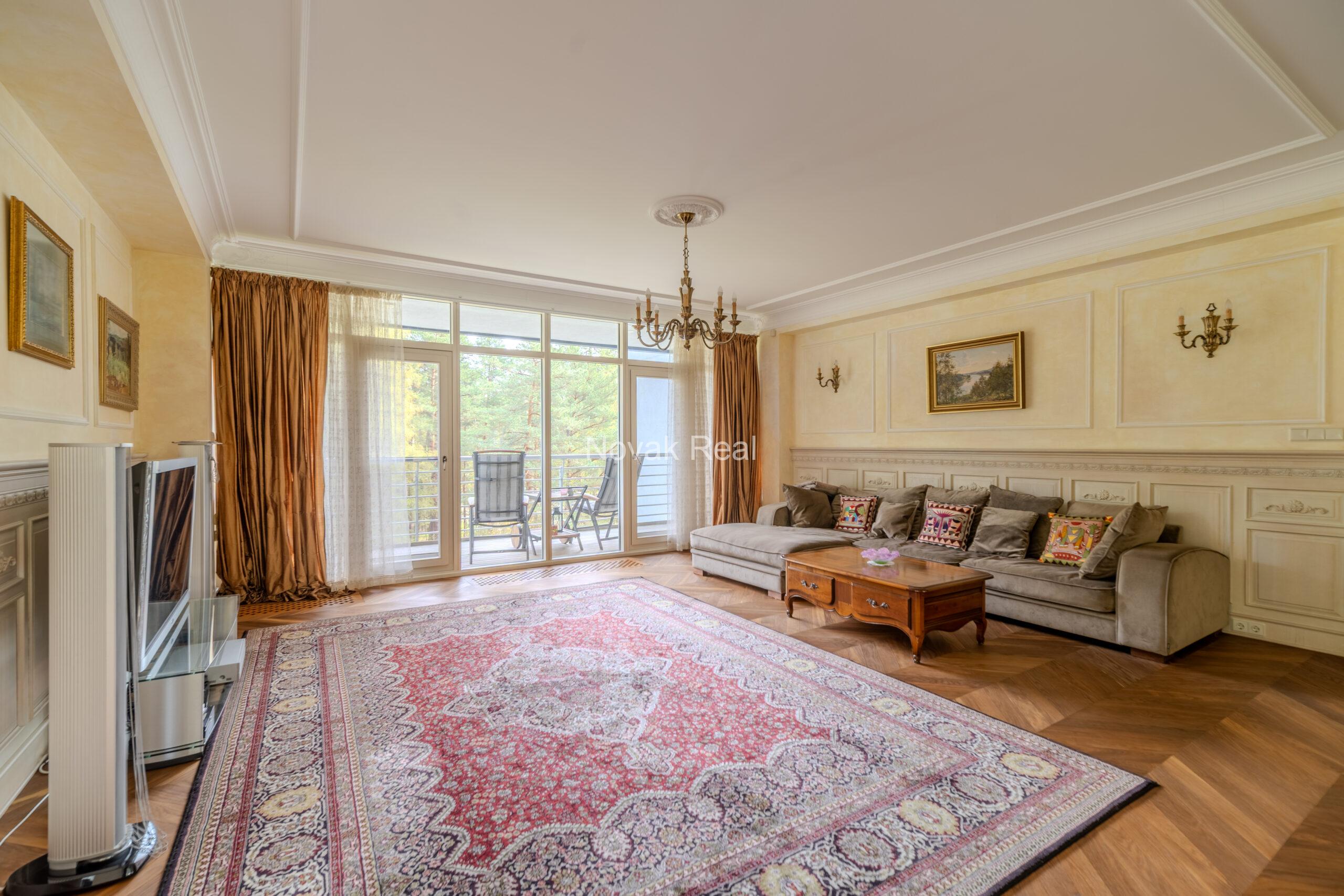 For sale is a beautiful apartment in the «Marienbad» residential complex