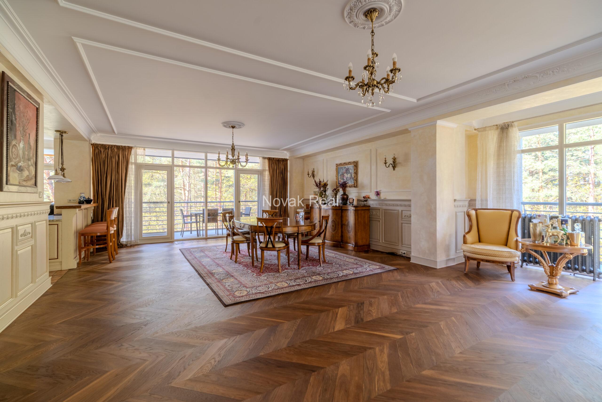 For sale is a beautiful apartment in the «Marienbad» residential complex