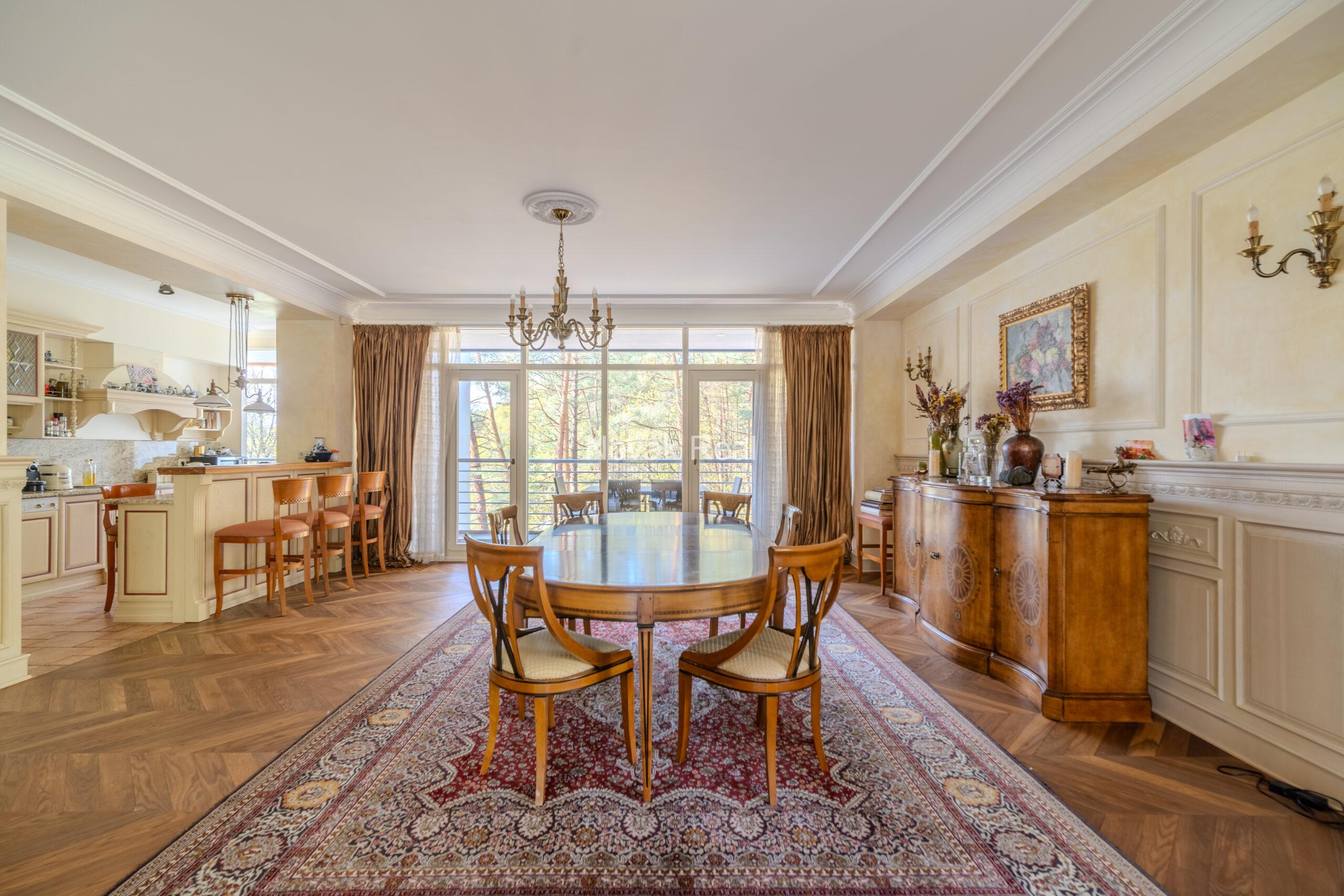 For sale is a beautiful apartment in the «Marienbad» residential complex