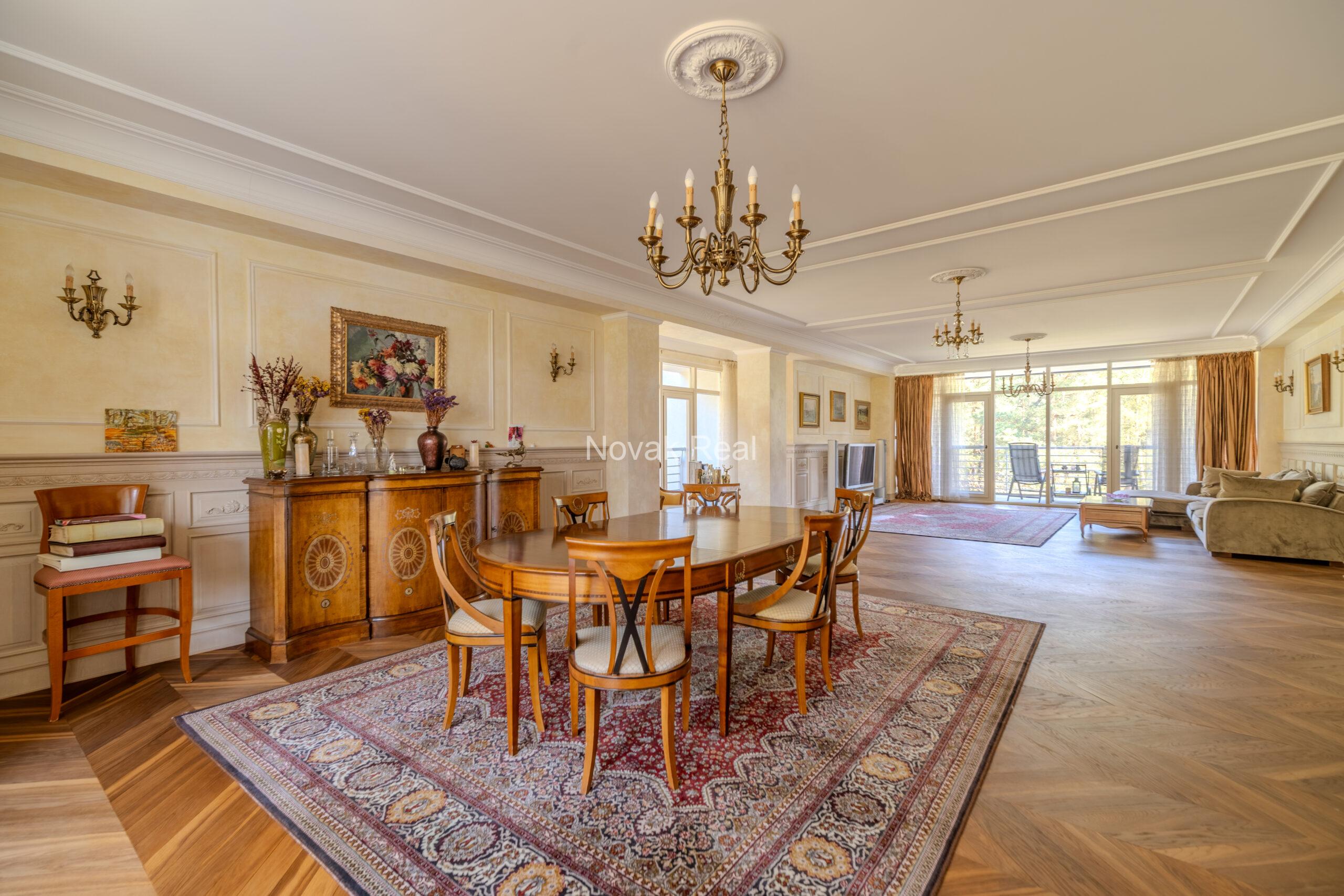 For sale is a beautiful apartment in the «Marienbad» residential complex