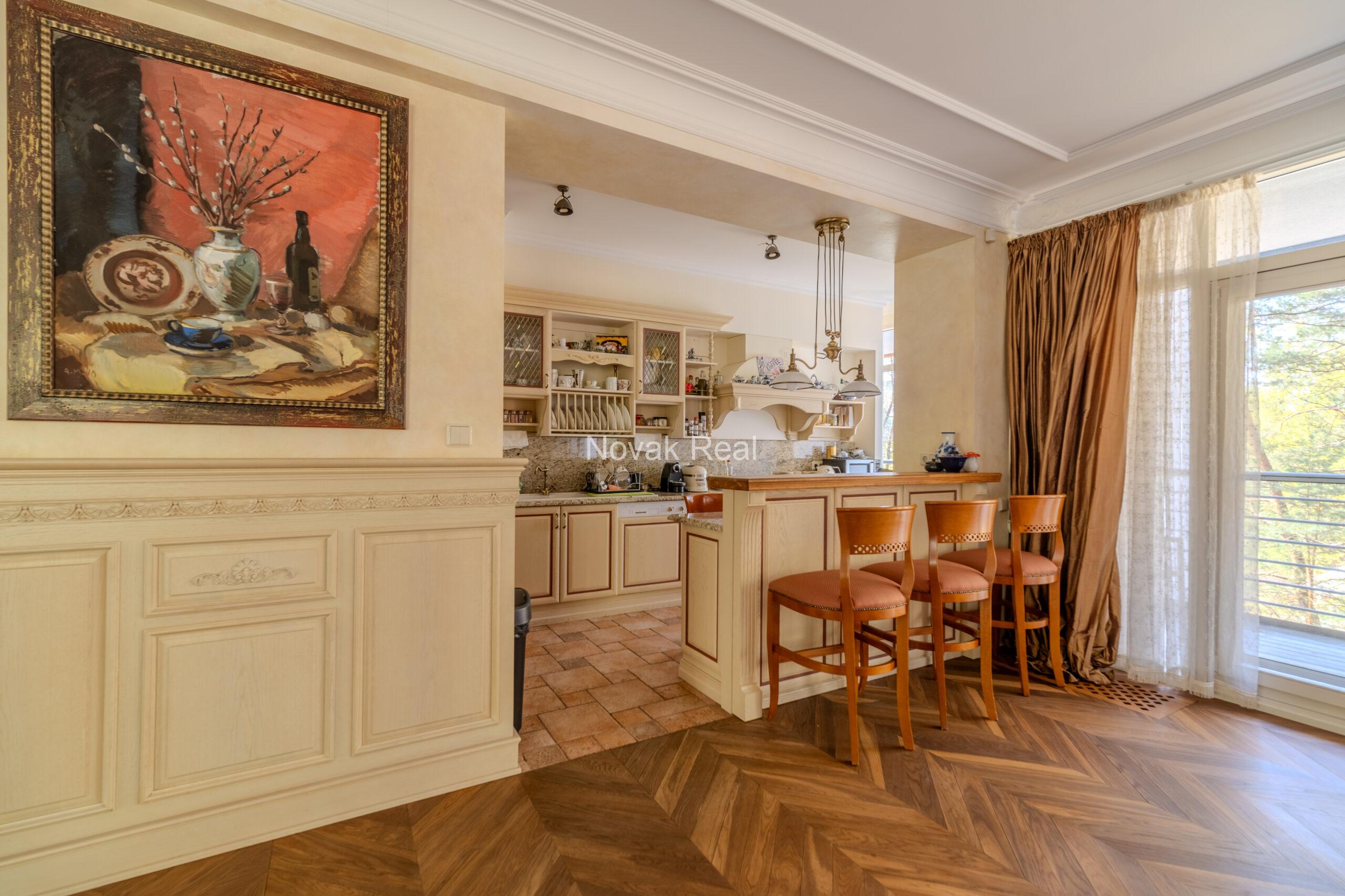 For sale is a beautiful apartment in the «Marienbad» residential complex