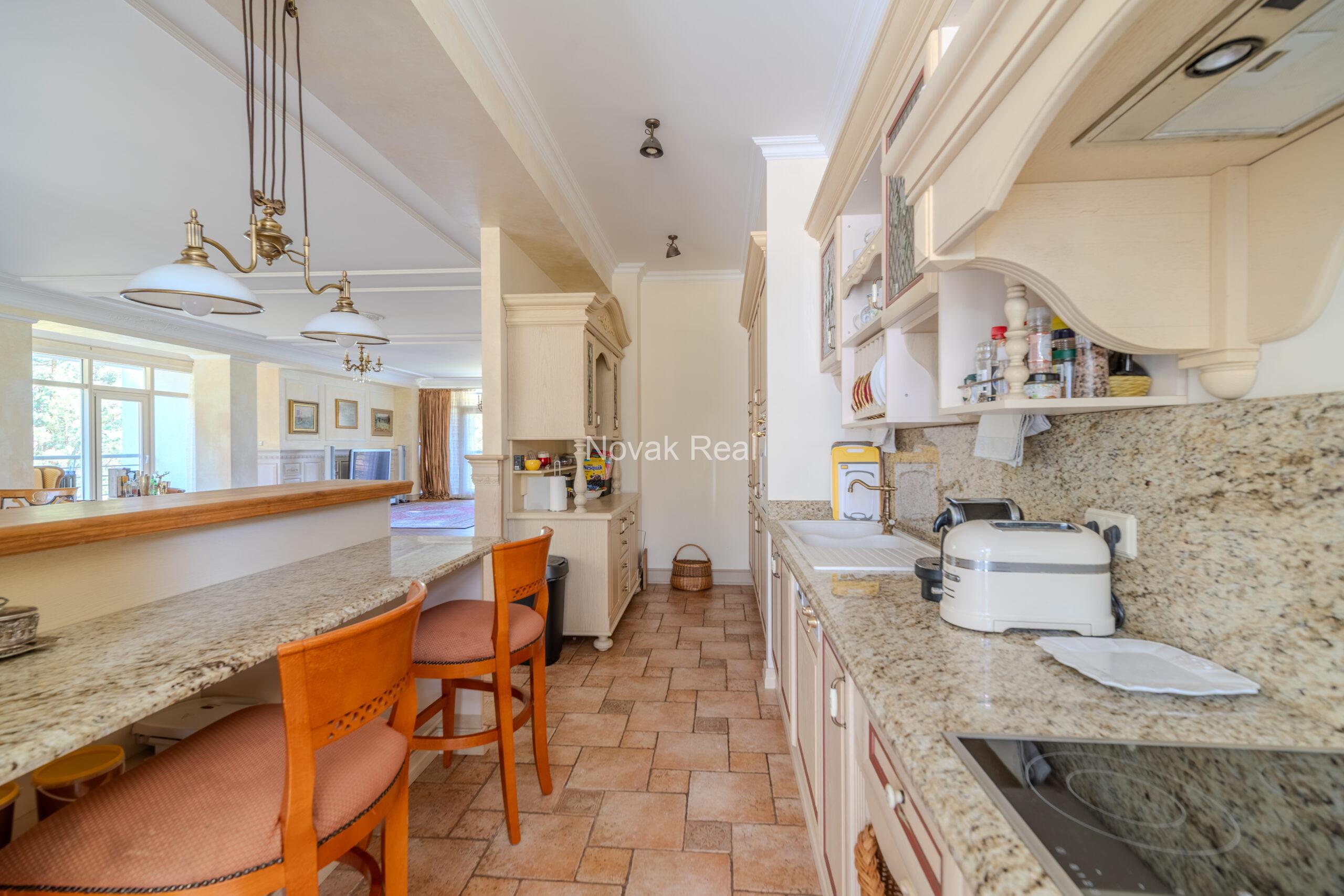 For sale is a beautiful apartment in the «Marienbad» residential complex