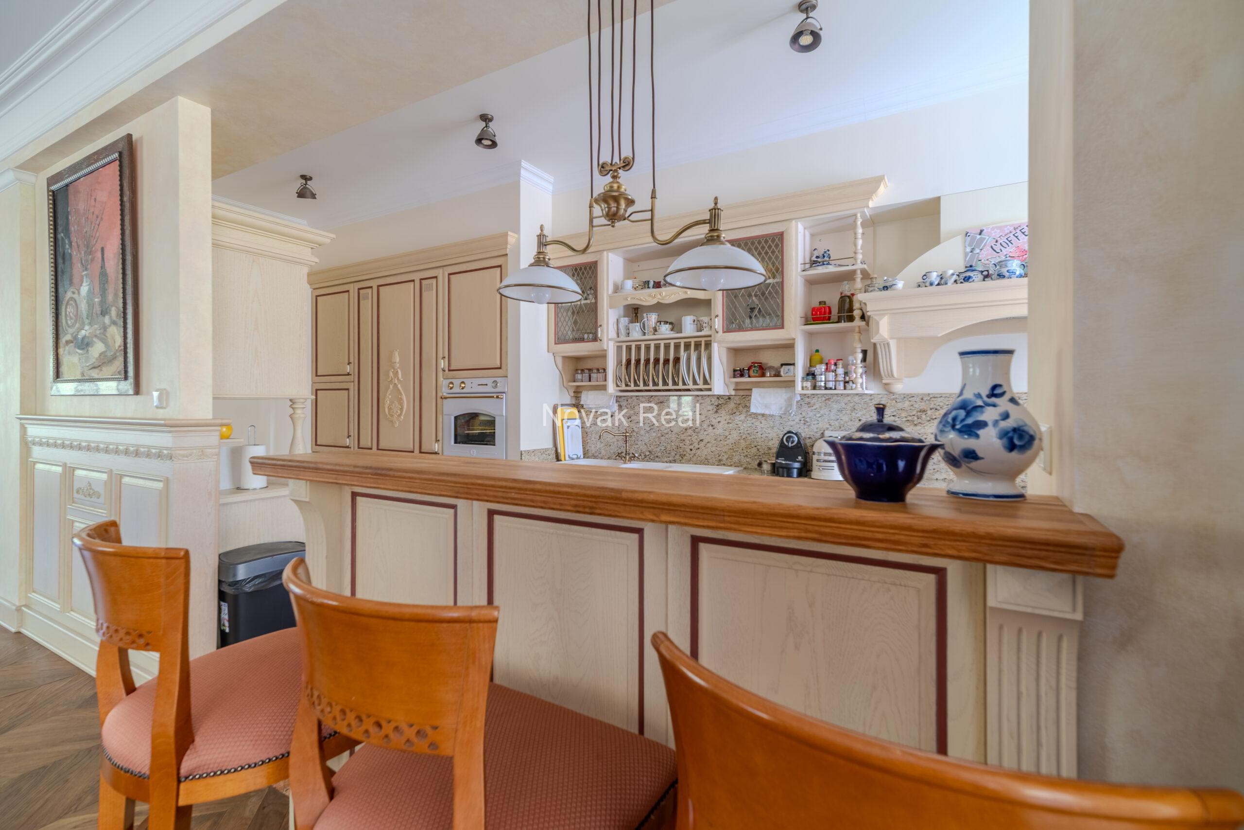 For sale is a beautiful apartment in the «Marienbad» residential complex