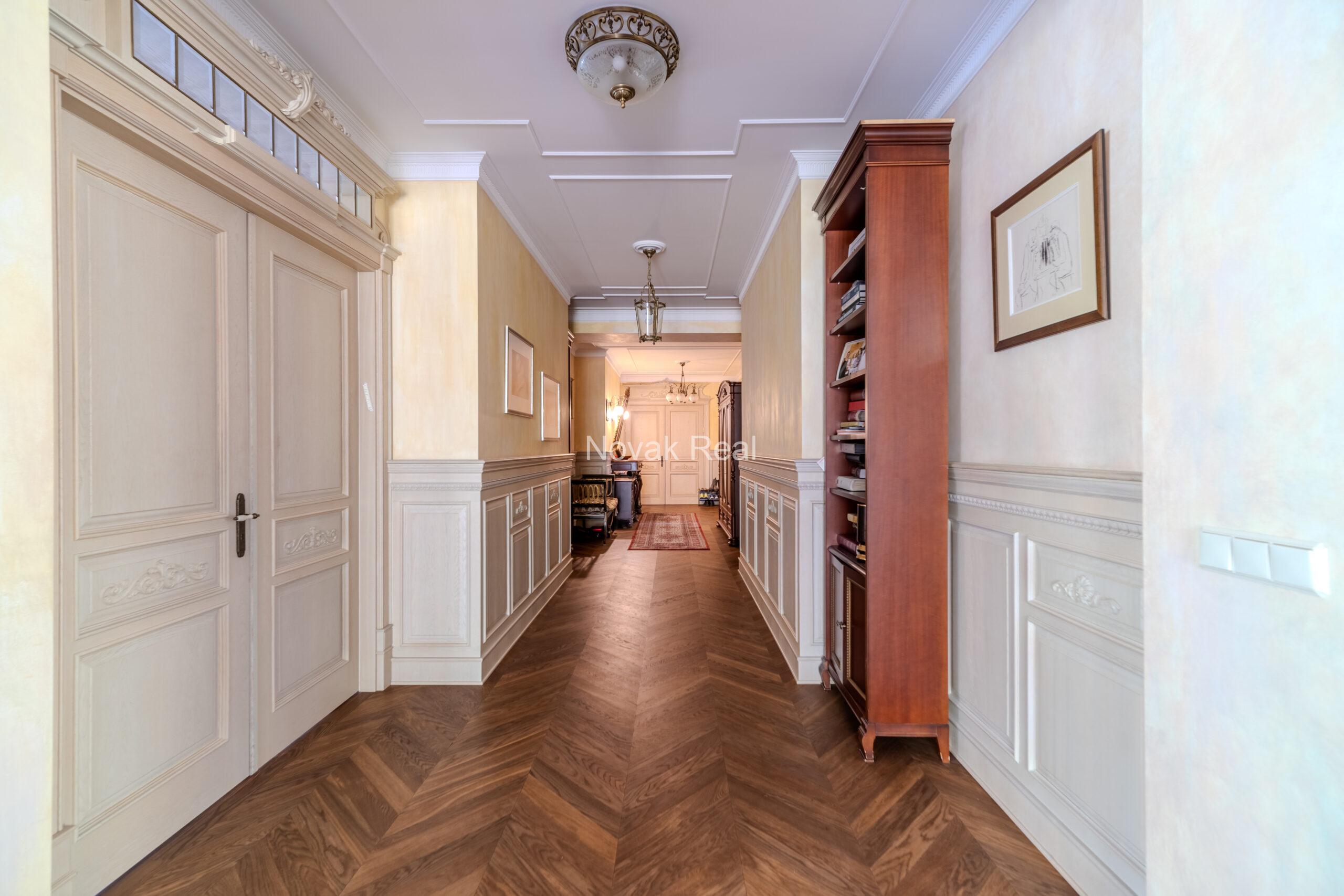 For sale is a beautiful apartment in the «Marienbad» residential complex