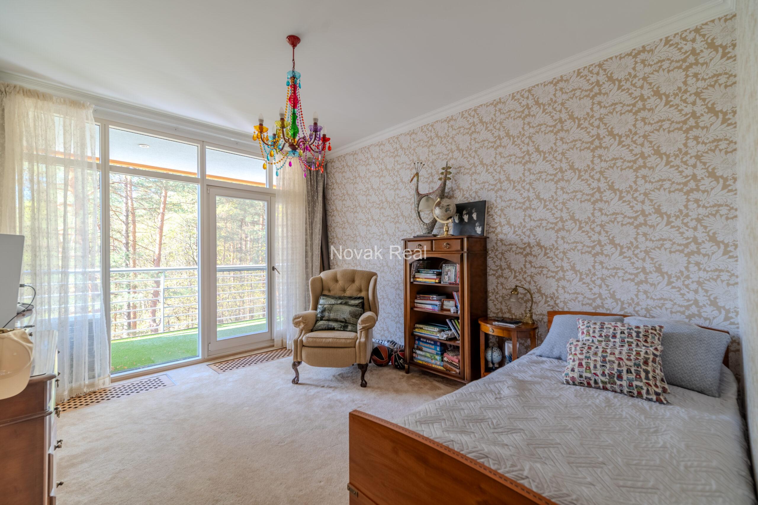 For sale is a beautiful apartment in the «Marienbad» residential complex