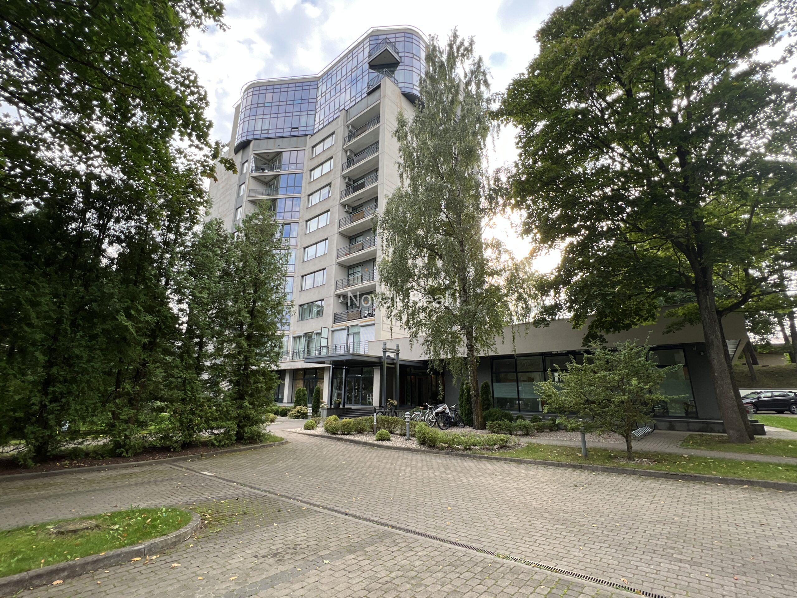 В Юрмале, в Майори в проекте Marienbādes Nams предлагается просторный пентхаус