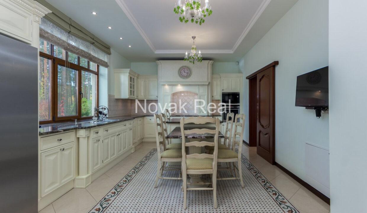 bf_w1290_h860_v1_126916-005453924869228