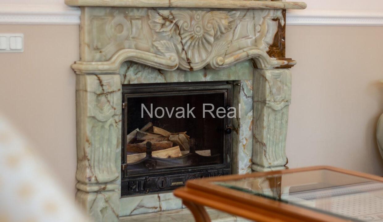 bf_w1290_h860_v1_126916-516892398890579