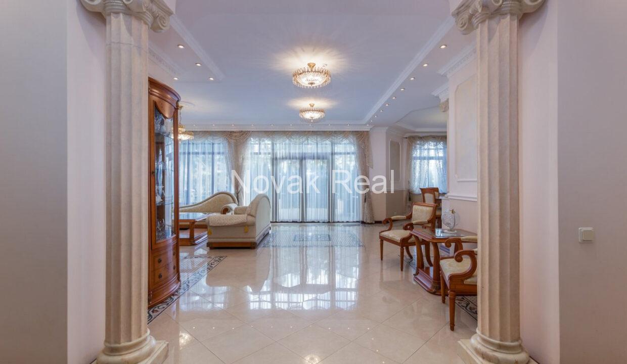 bf_w1290_h860_v1_126916-841777462243351