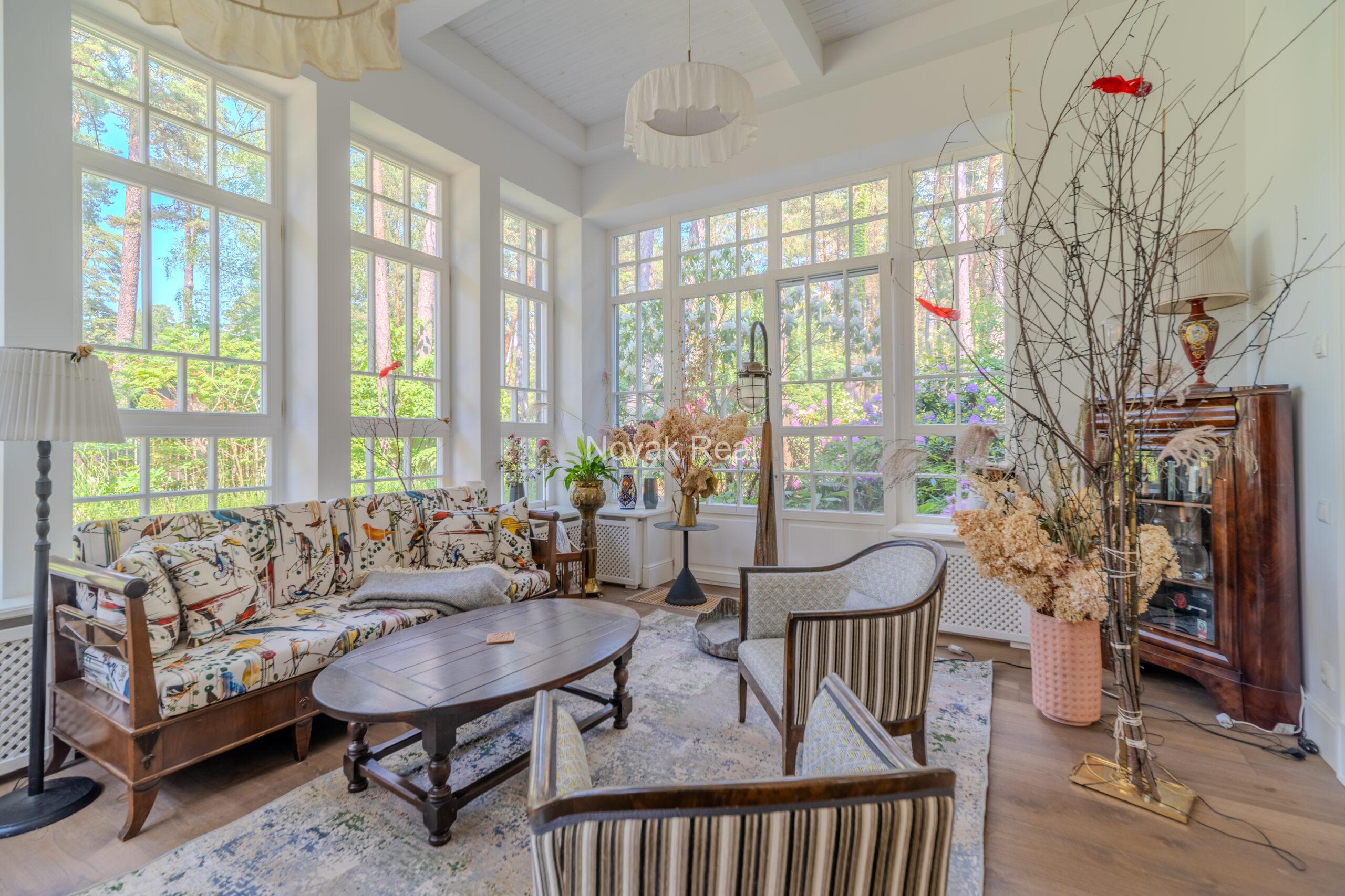 An elegant newly built villa is offered for sale in Jurmala, Lielupe, located near the sea and Ragakāpa Nature Park