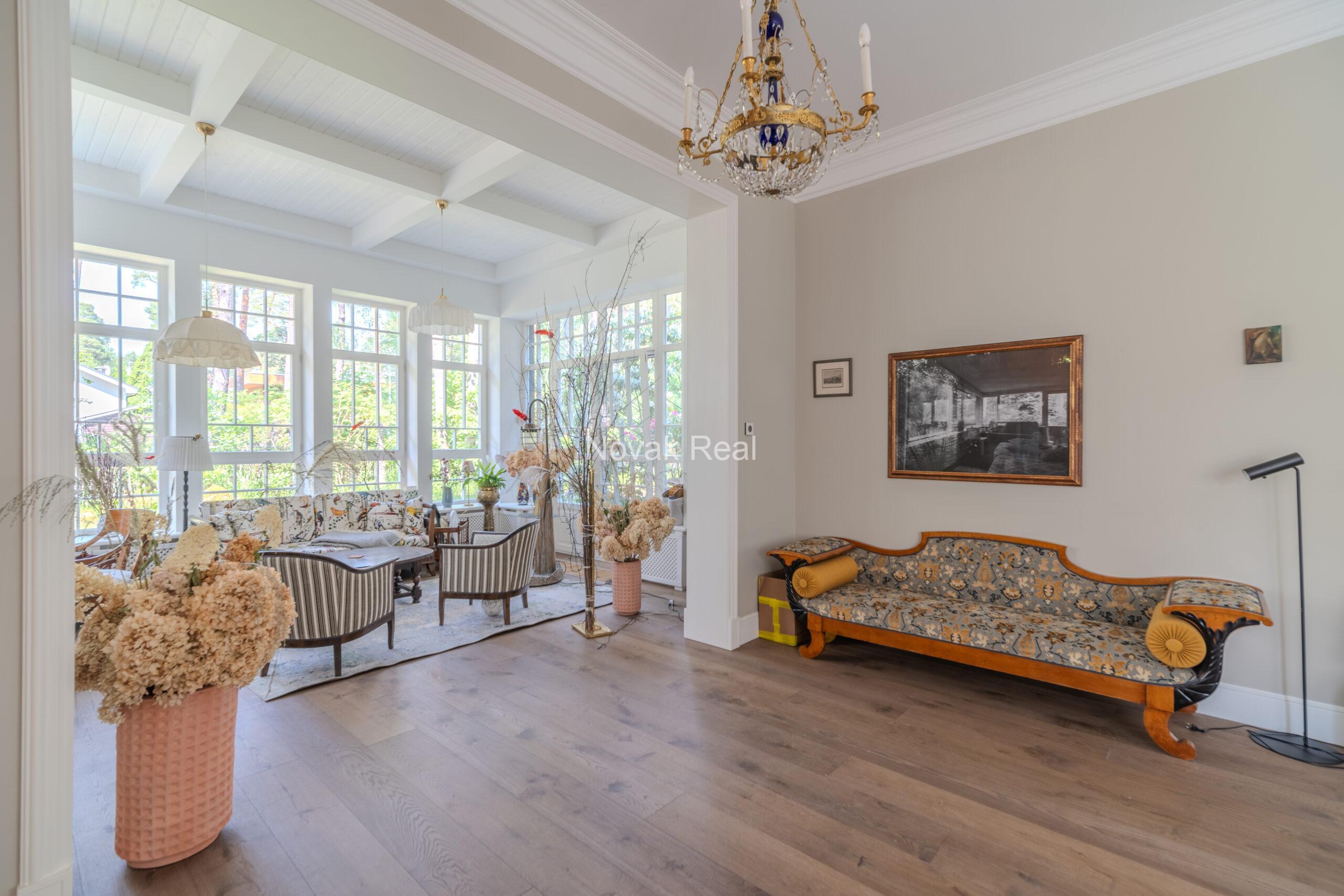 An elegant newly built villa is offered for sale in Jurmala, Lielupe, located near the sea and Ragakāpa Nature Park