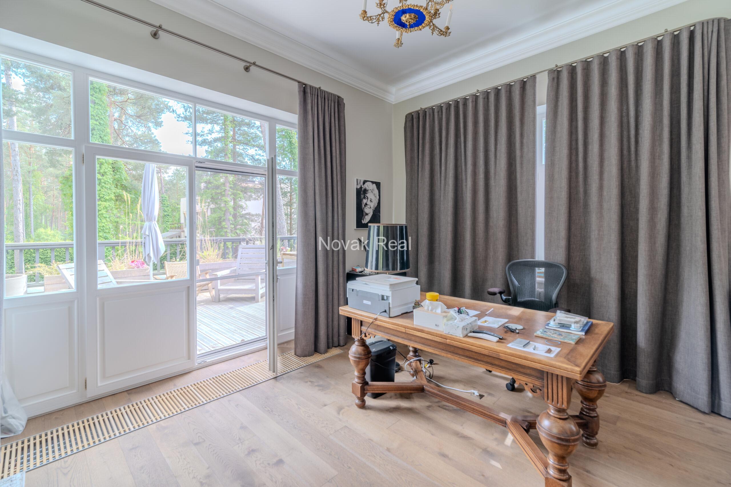 An elegant newly built villa is offered for sale in Jurmala, Lielupe, located near the sea and Ragakāpa Nature Park
