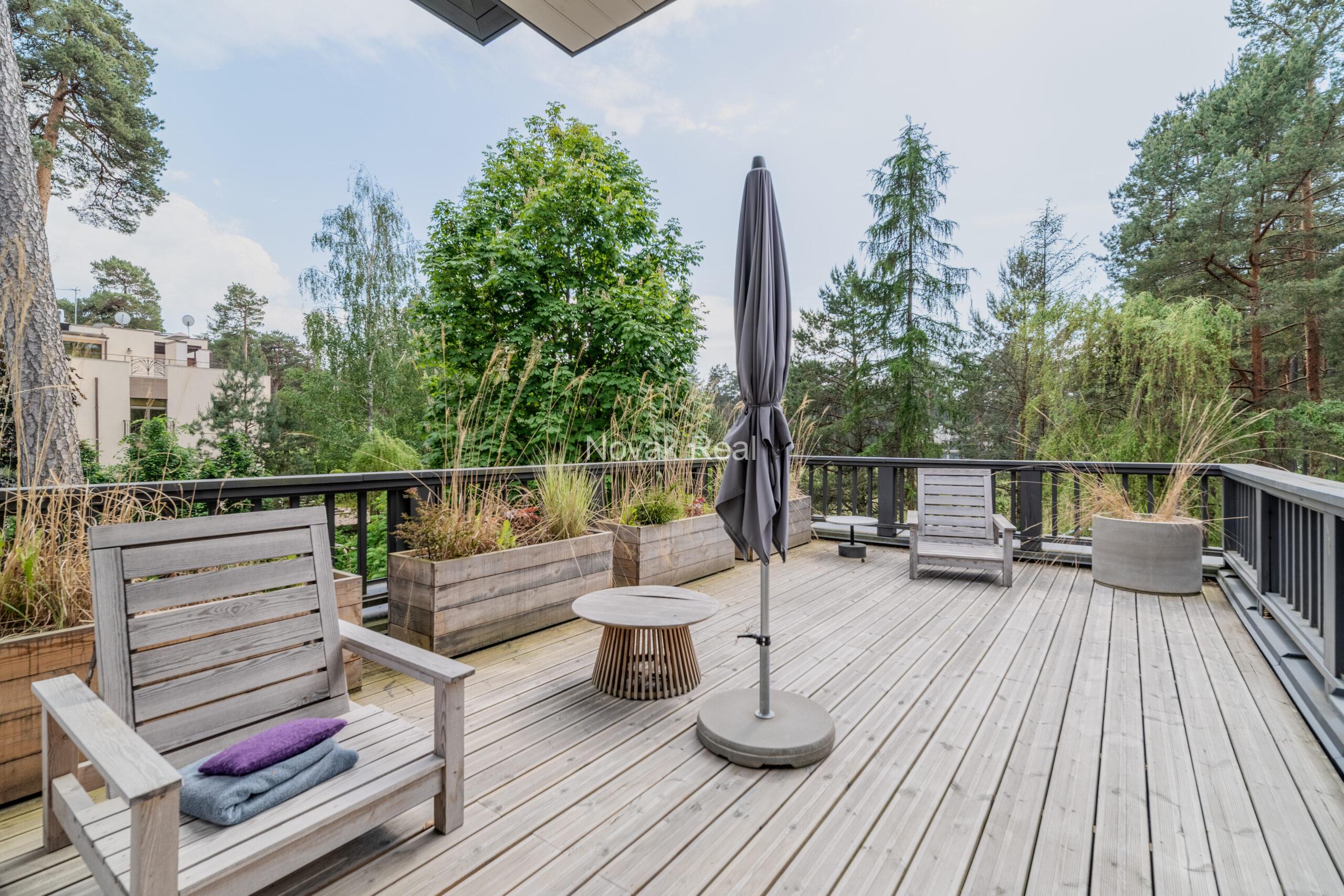 An elegant newly built villa is offered for sale in Jurmala, Lielupe, located near the sea and Ragakāpa Nature Park