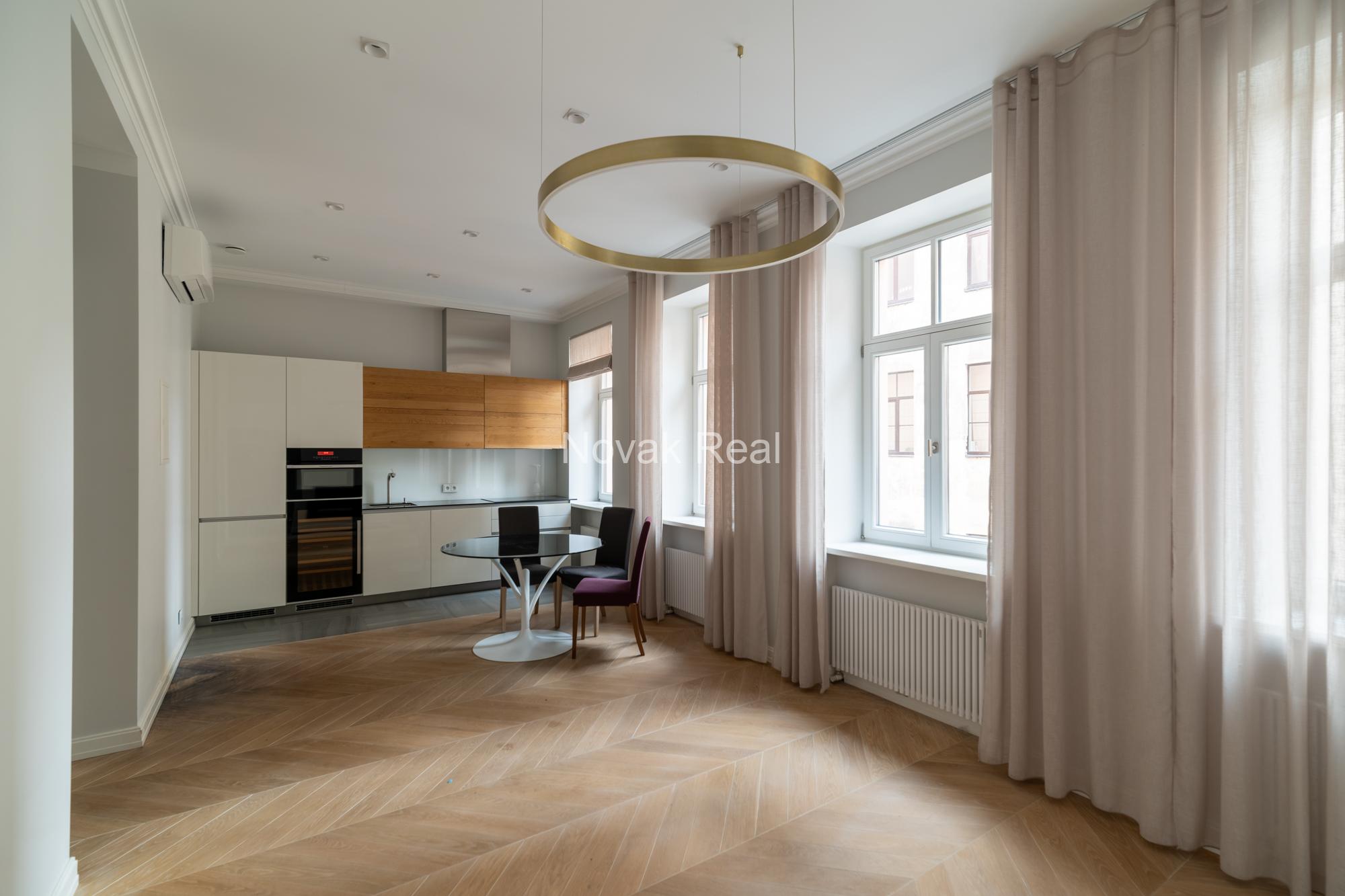 A 2-room apartment in a renovated project