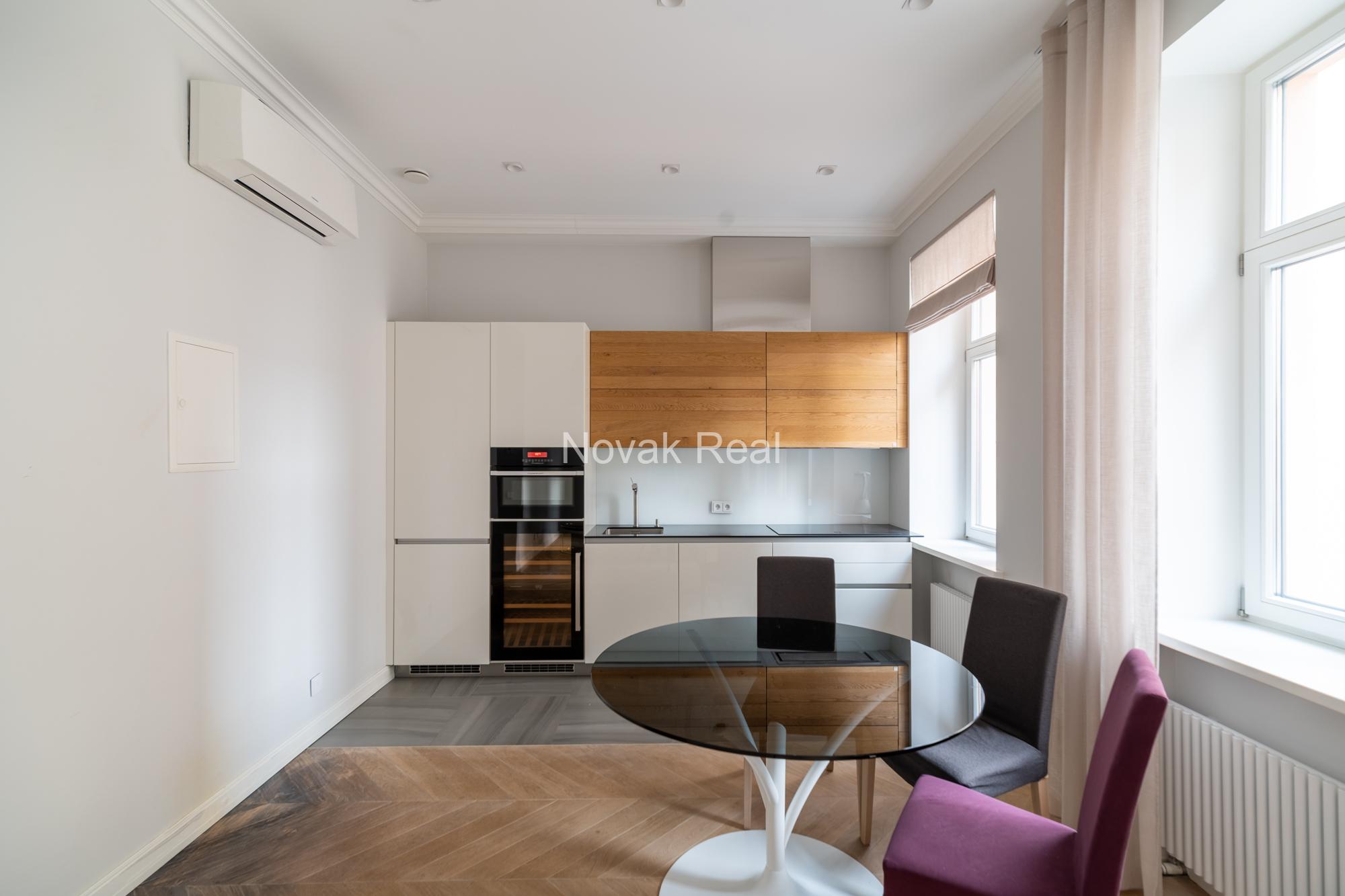 A 2-room apartment in a renovated project