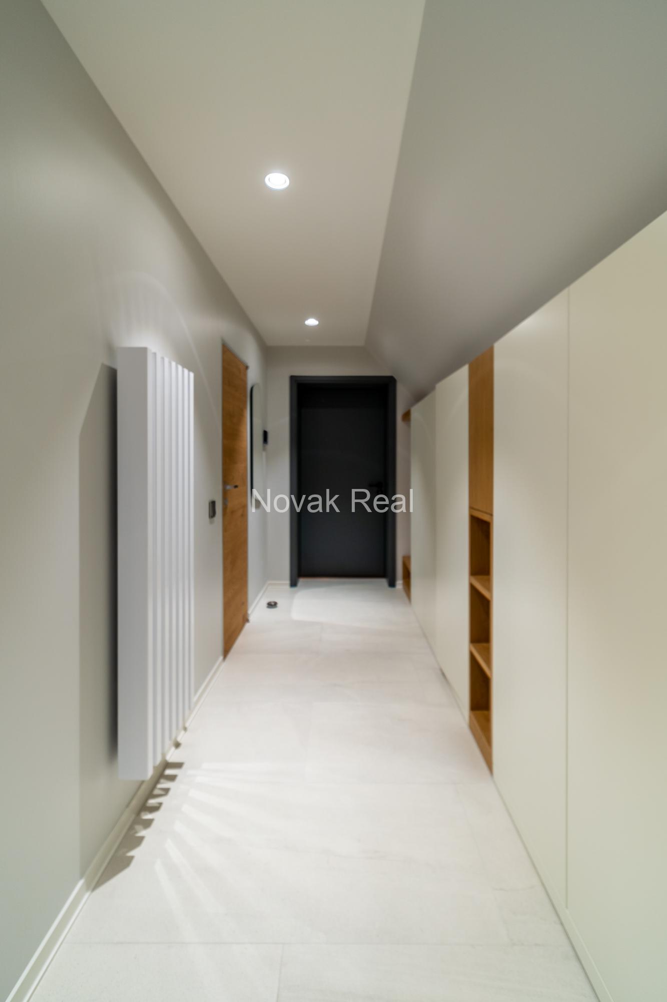 Luxury apartments are offered for rent in the Old Town