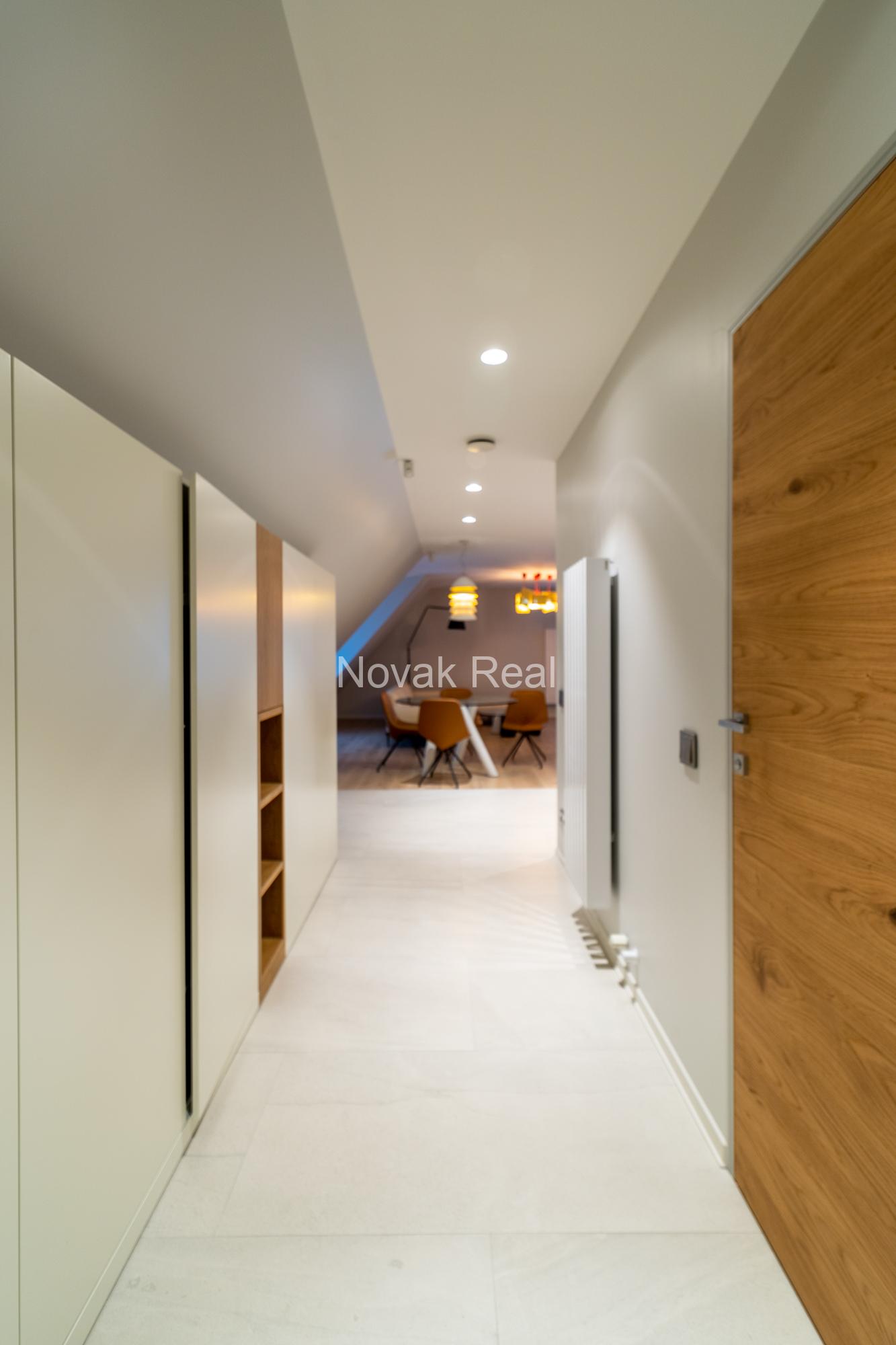 Luxury apartments are offered for rent in the Old Town