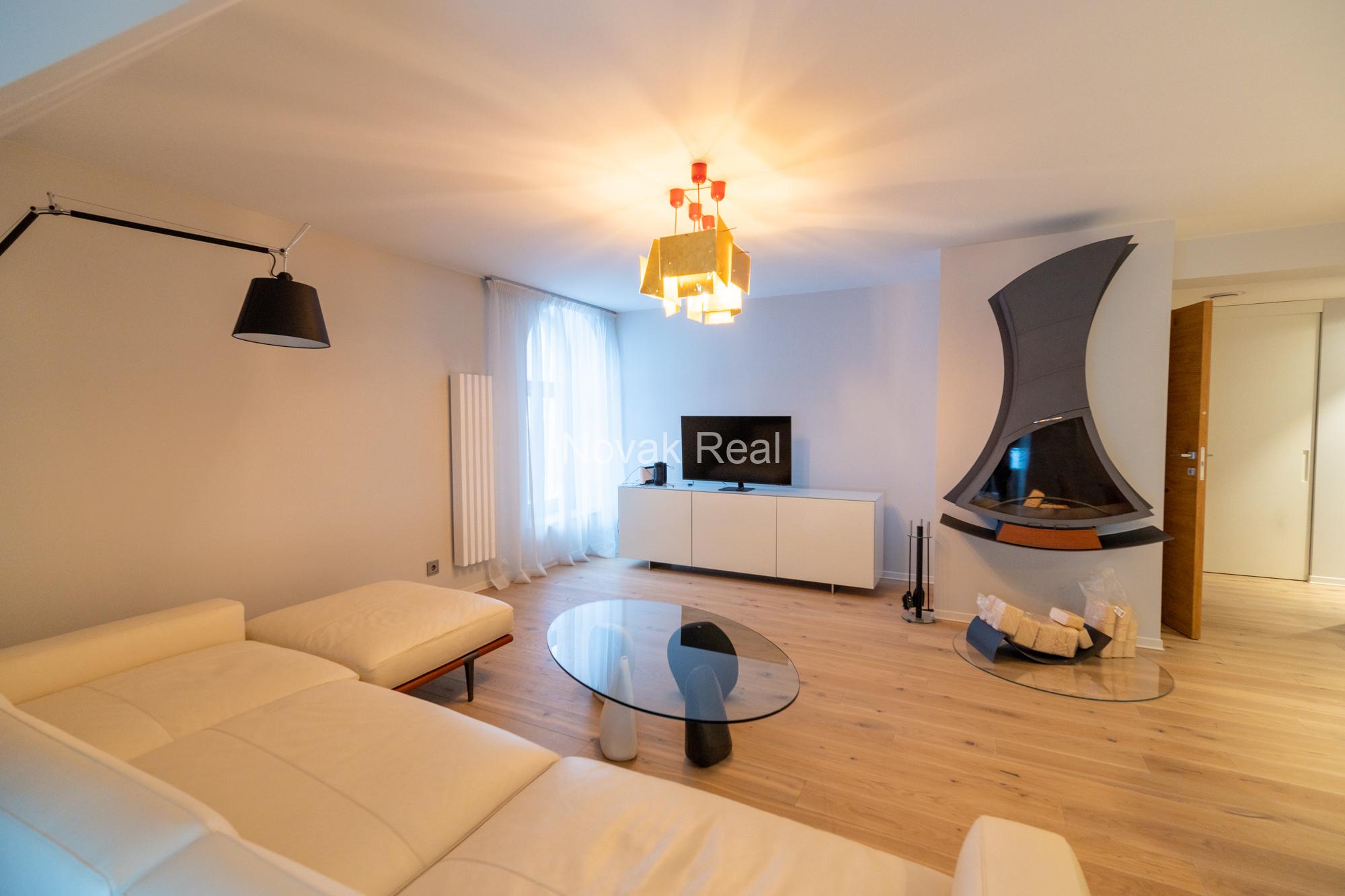 Luxury apartments are offered for rent in the Old Town