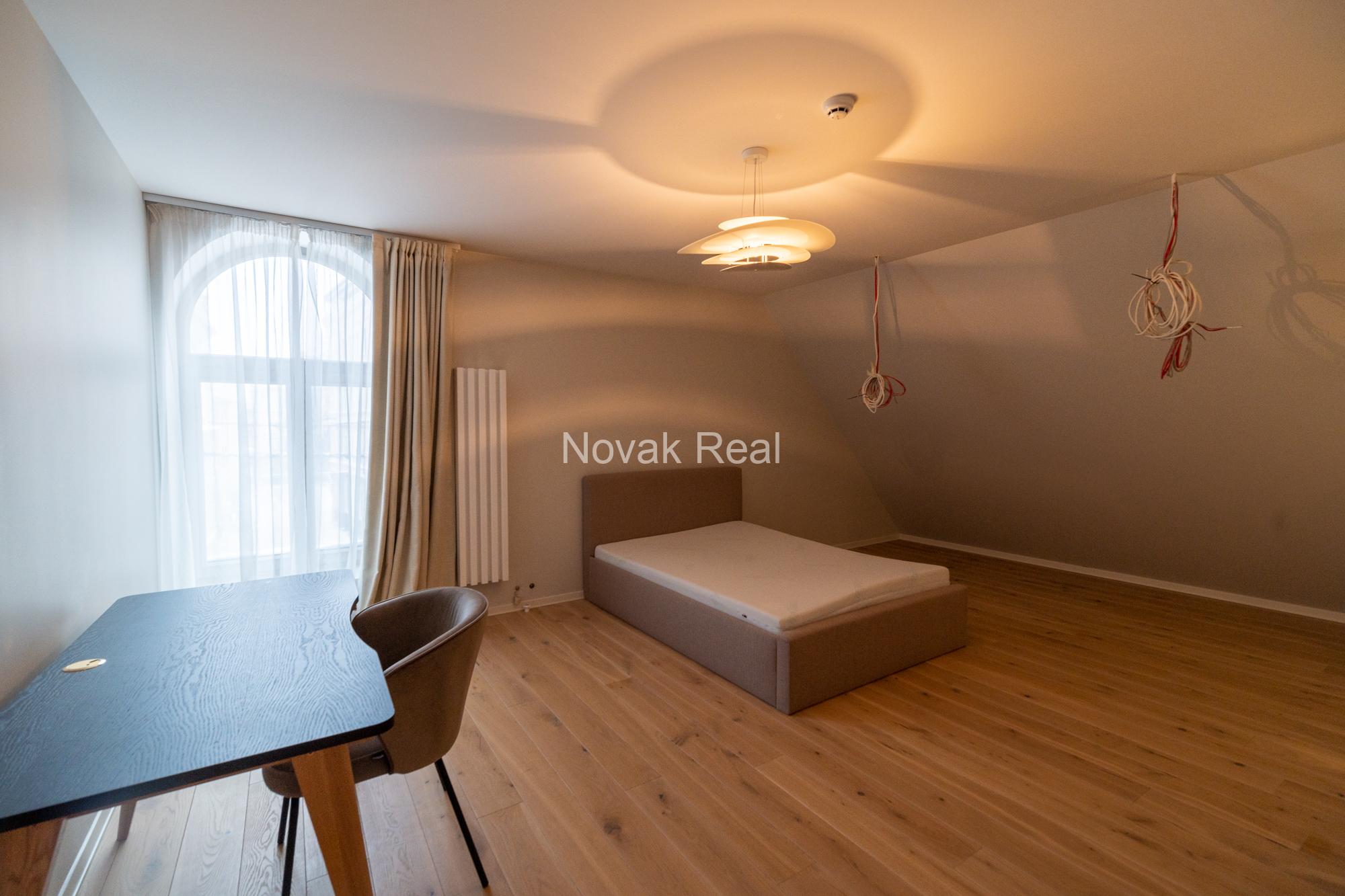 Luxury apartments are offered for rent in the Old Town